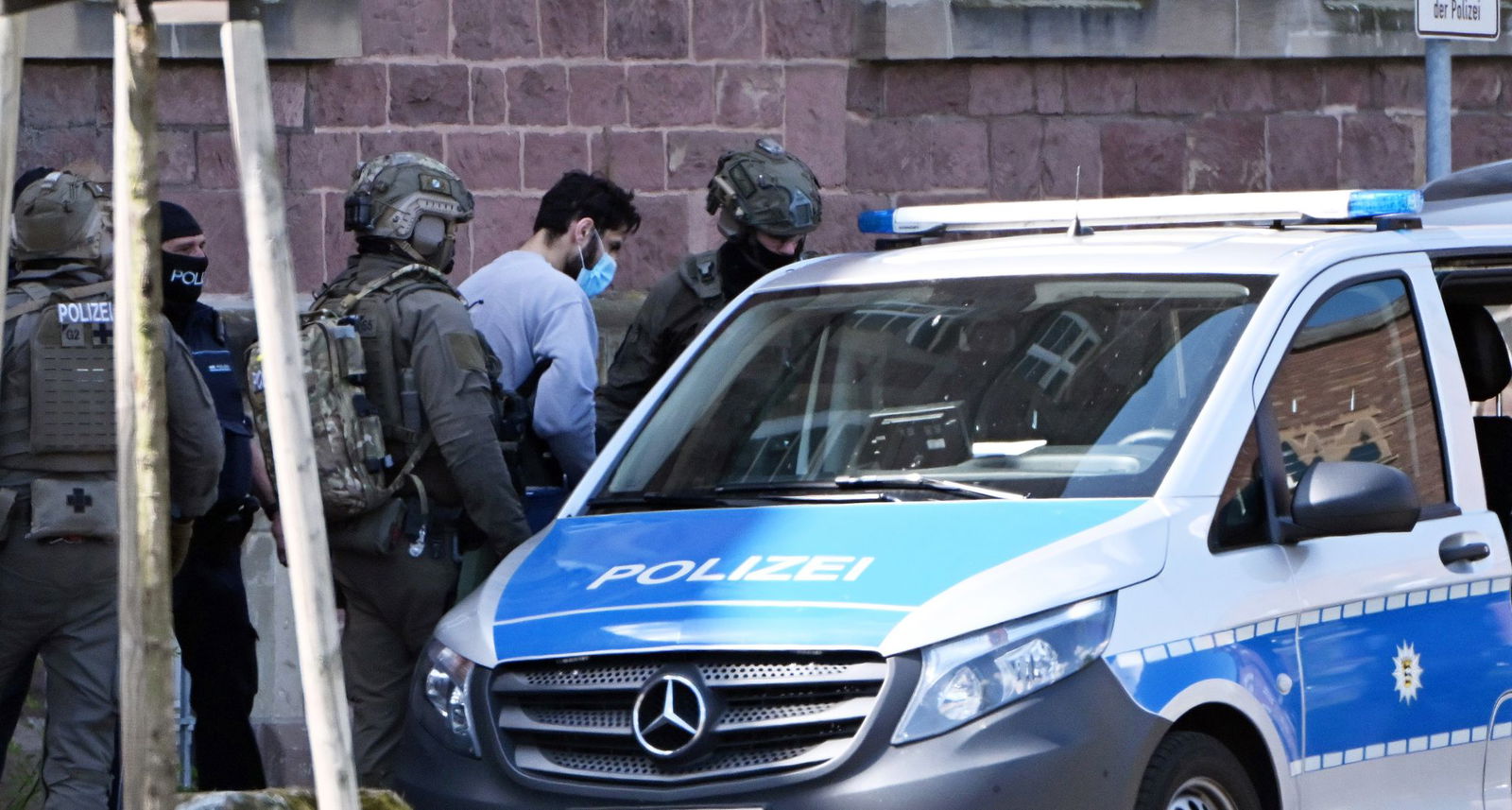 Der Mann wurde dem Ermittlungsrichter des Bundesgerichtshofs vorgeführt. 