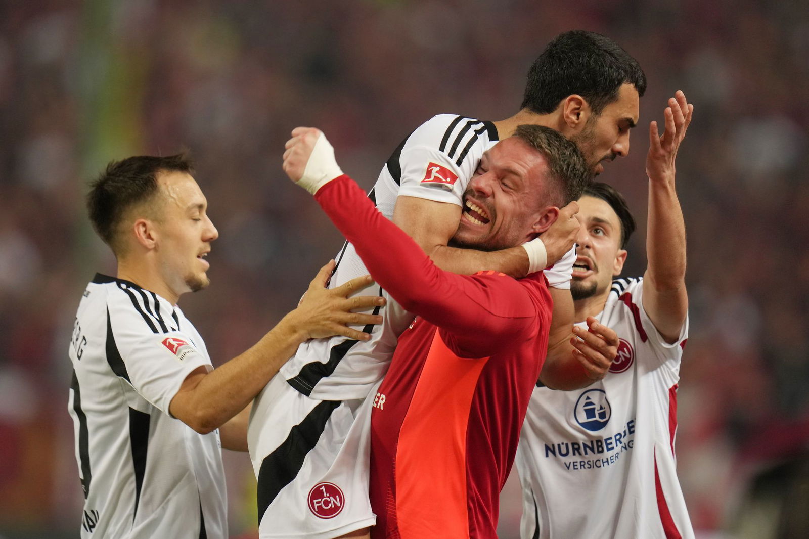 Sorgte mit einer starken Einzelaktion für das 2:0: Nürnbergs Mahir Emreli (oben).