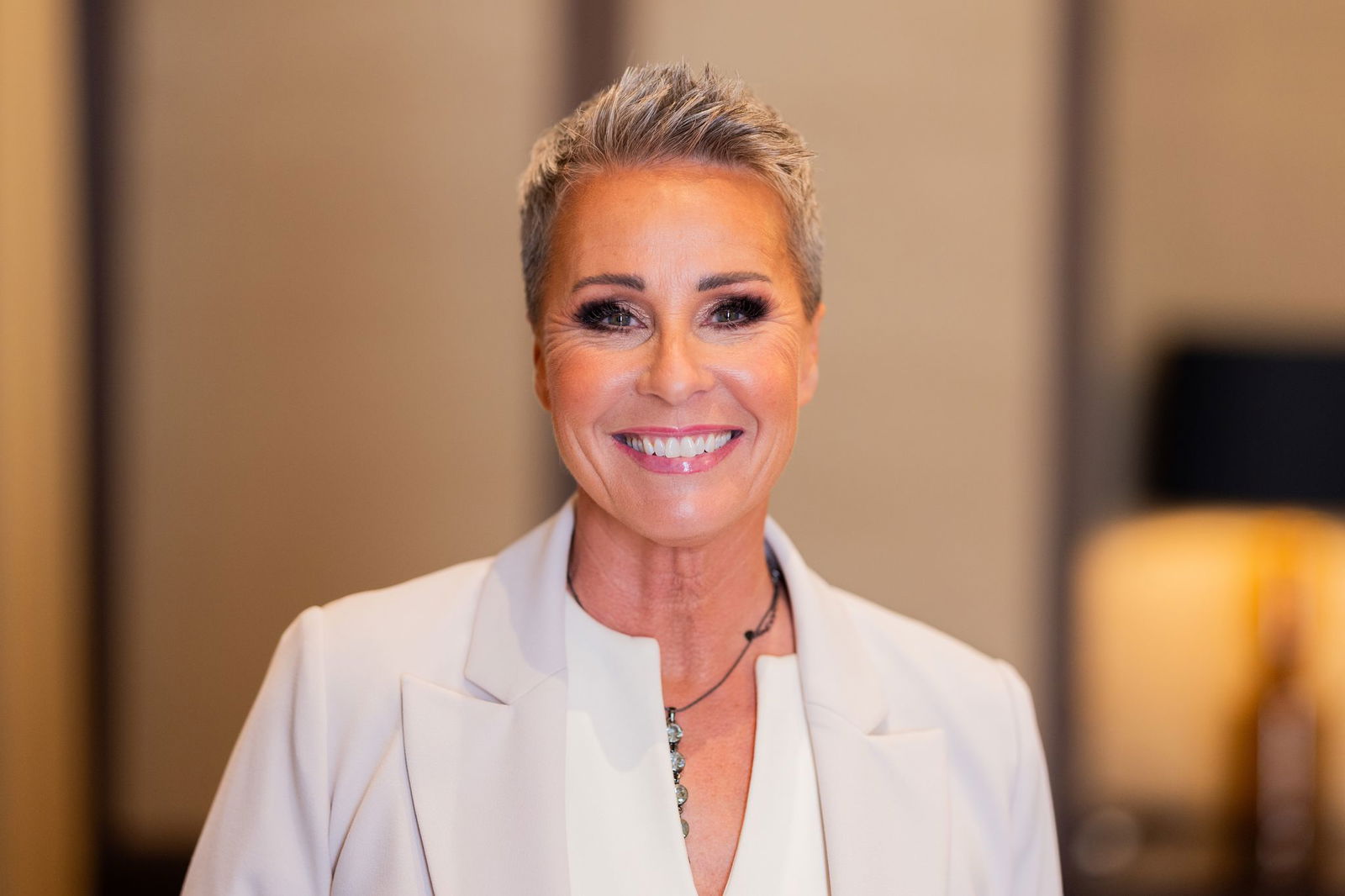 Moderatorin Sonja Zietlow ist die Spielleiterin - sie bestimmt die «Verräter».