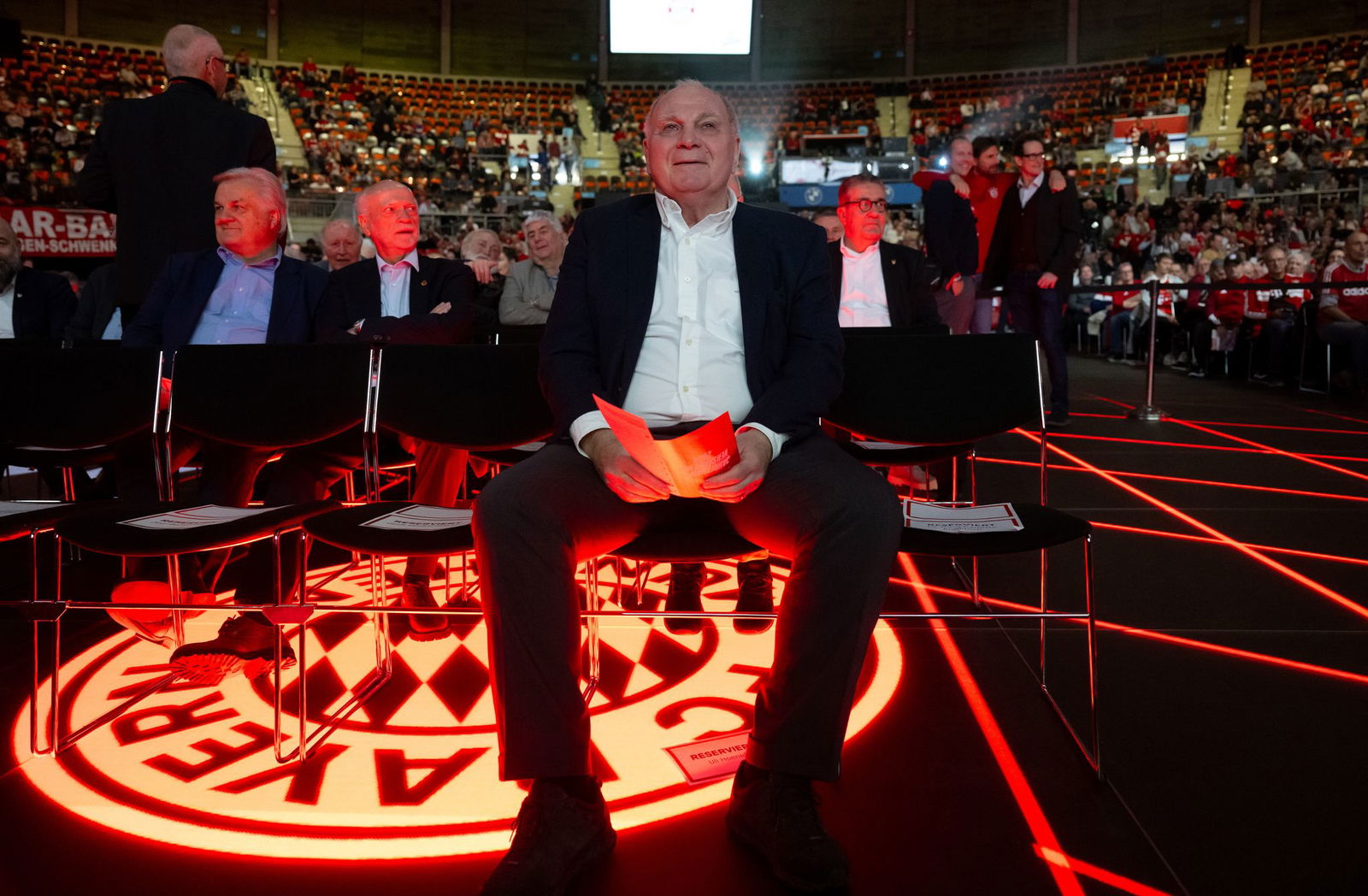 Laut Bayern Münchens Ehrenpräsident Uli Hoeneß ist ein Transfer von Florian Wirtz zum deutschen Rekordmeister derzeit ausgeschlossen.