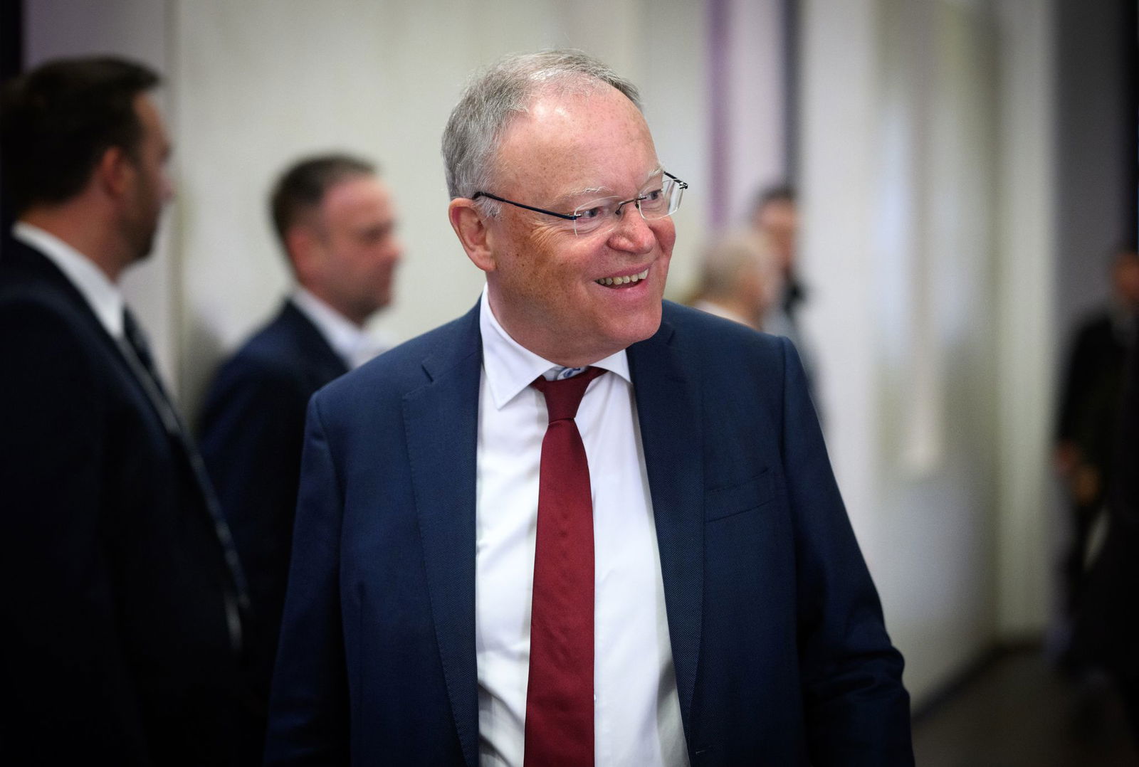 Die Corona-Pandemie hat Niedersachsens Ministerpräsident Stephan Weil als Belastung empfunden.