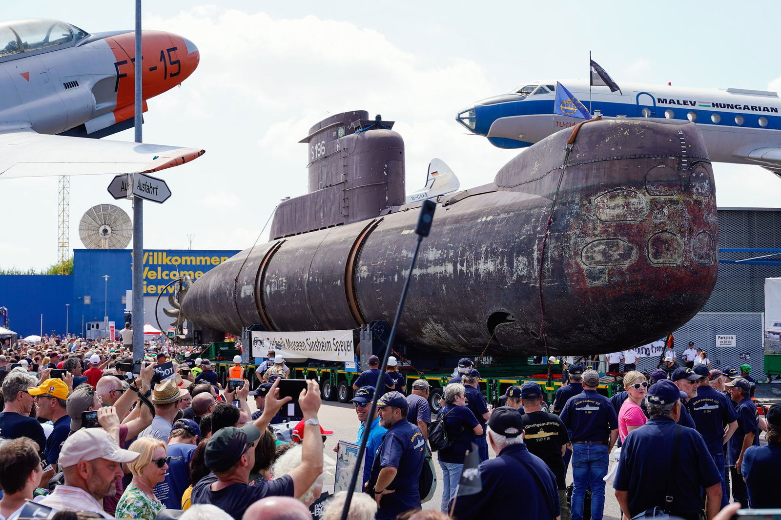 Die Ankunft des U-Bootes in Sinsheim verfolgten im vergangenen Juli zahlreiche Menschen. (Archivfoto)