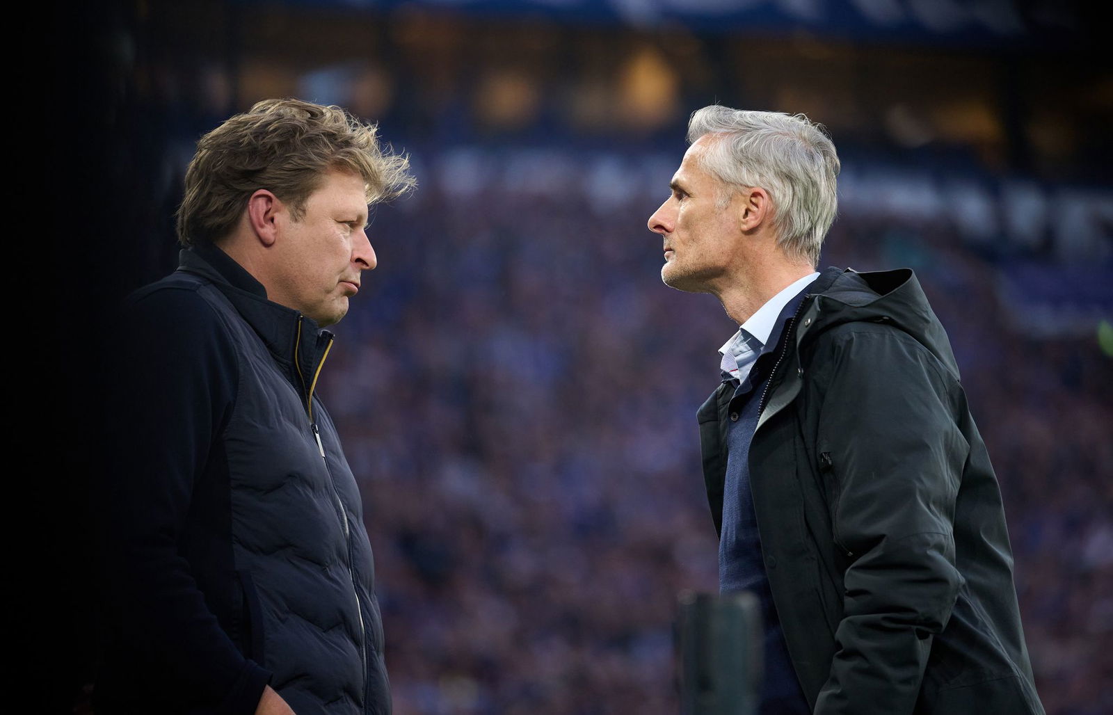 Schalkes Sportdirektor Youri Mulder (l) mit dem künftigen Ex-Trainer Kees van Wonderen.