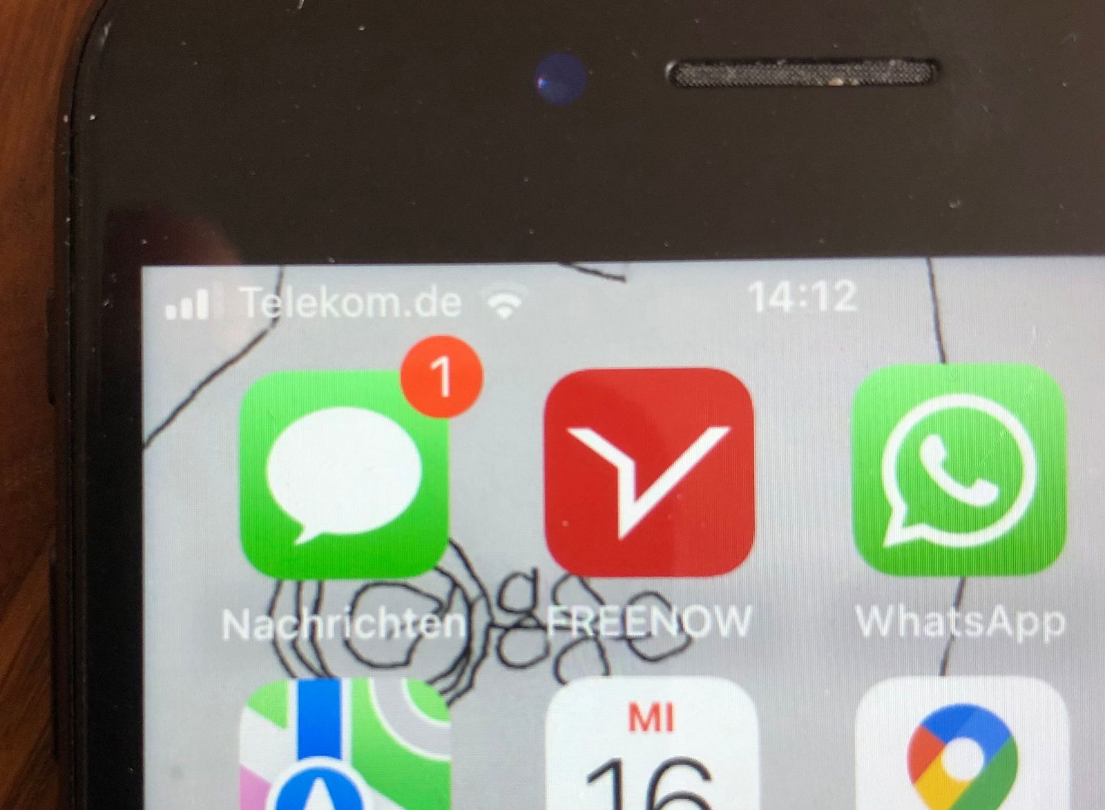 Die FreeNow-App auf einem Smartphone. 