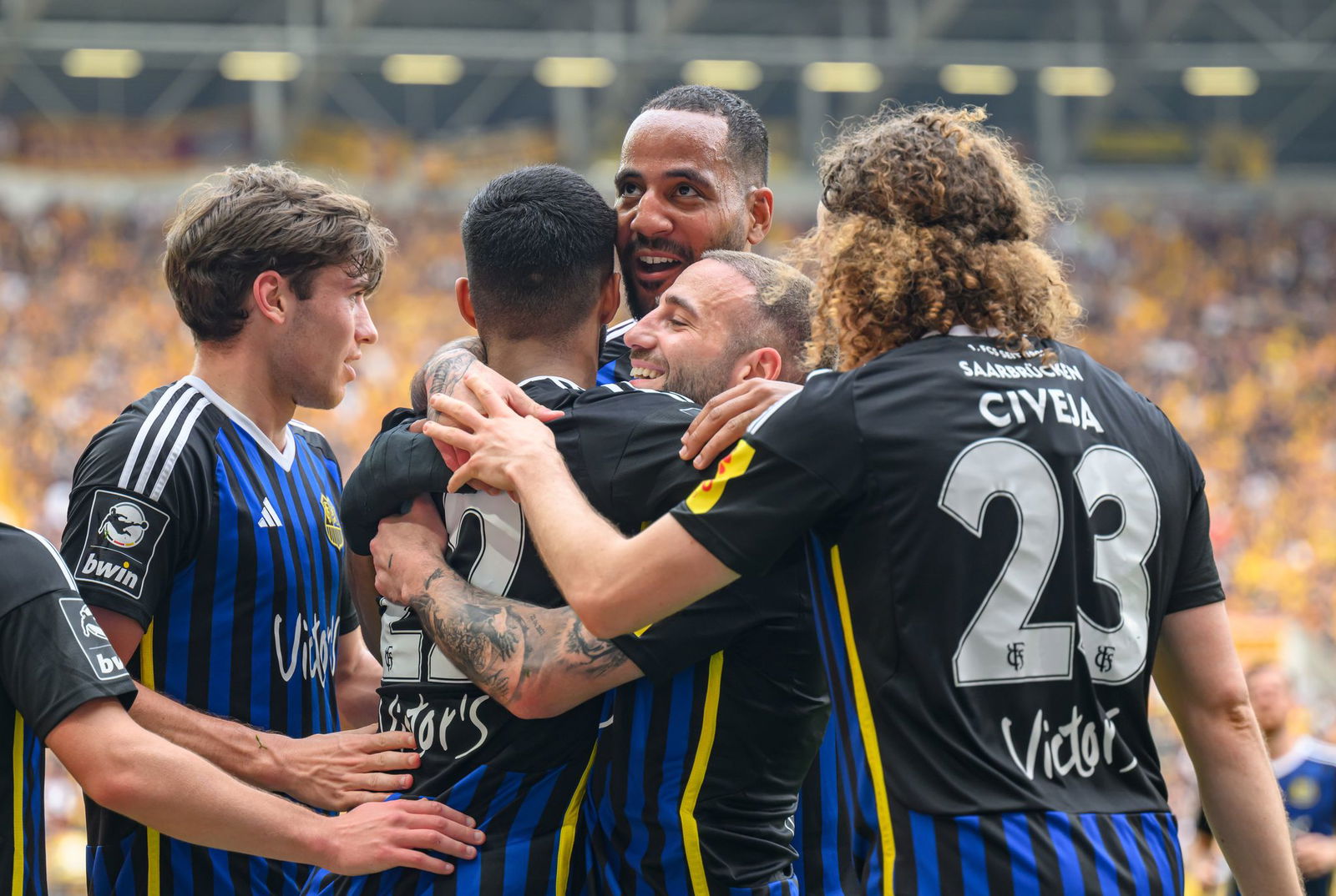 Im Rückspiel am Sonntag gegen Dresden will Saarbrücken weiter Boden gut machen. 