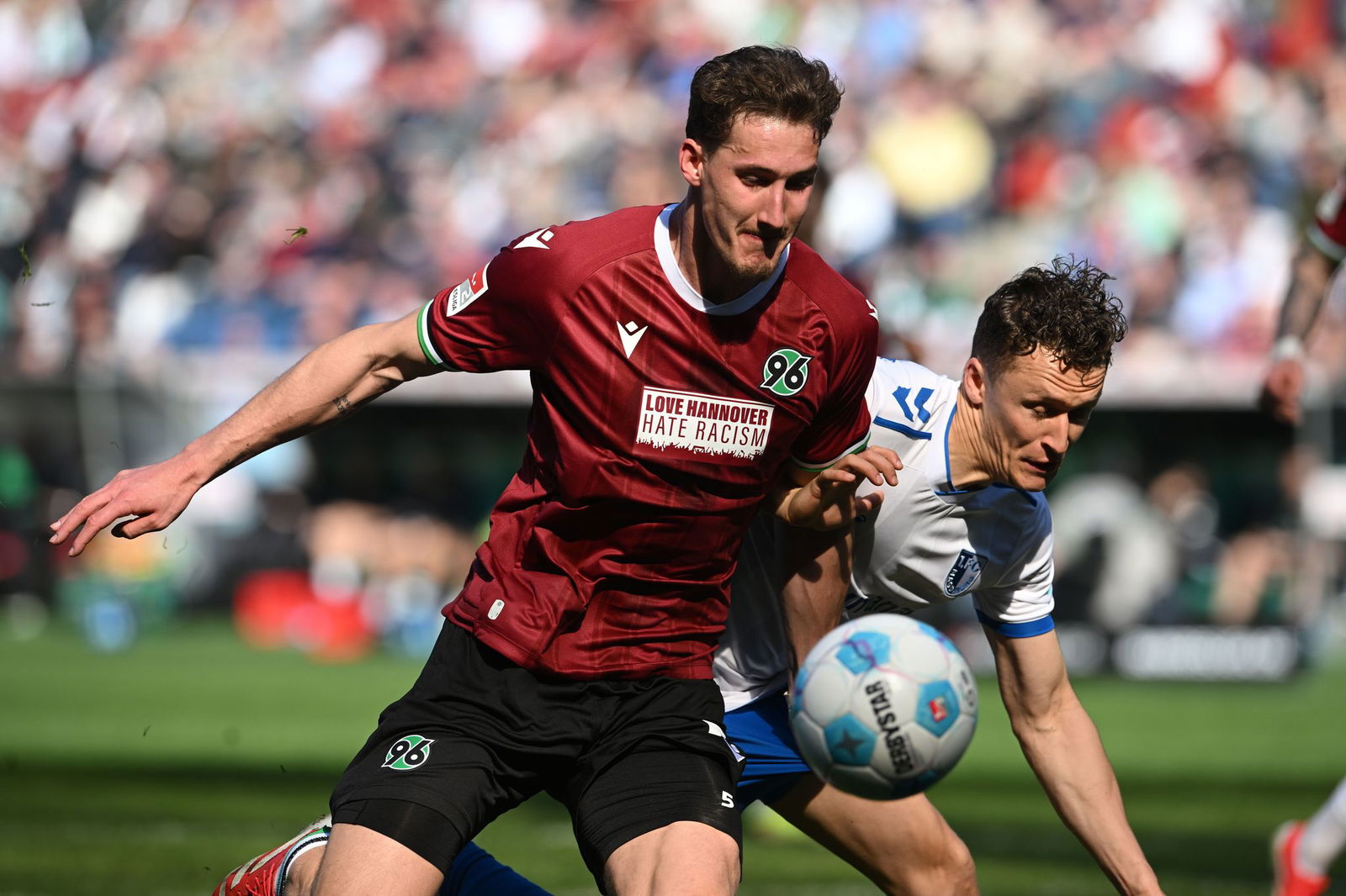 Droht auszufallen: Hannovers Phil Neumann 