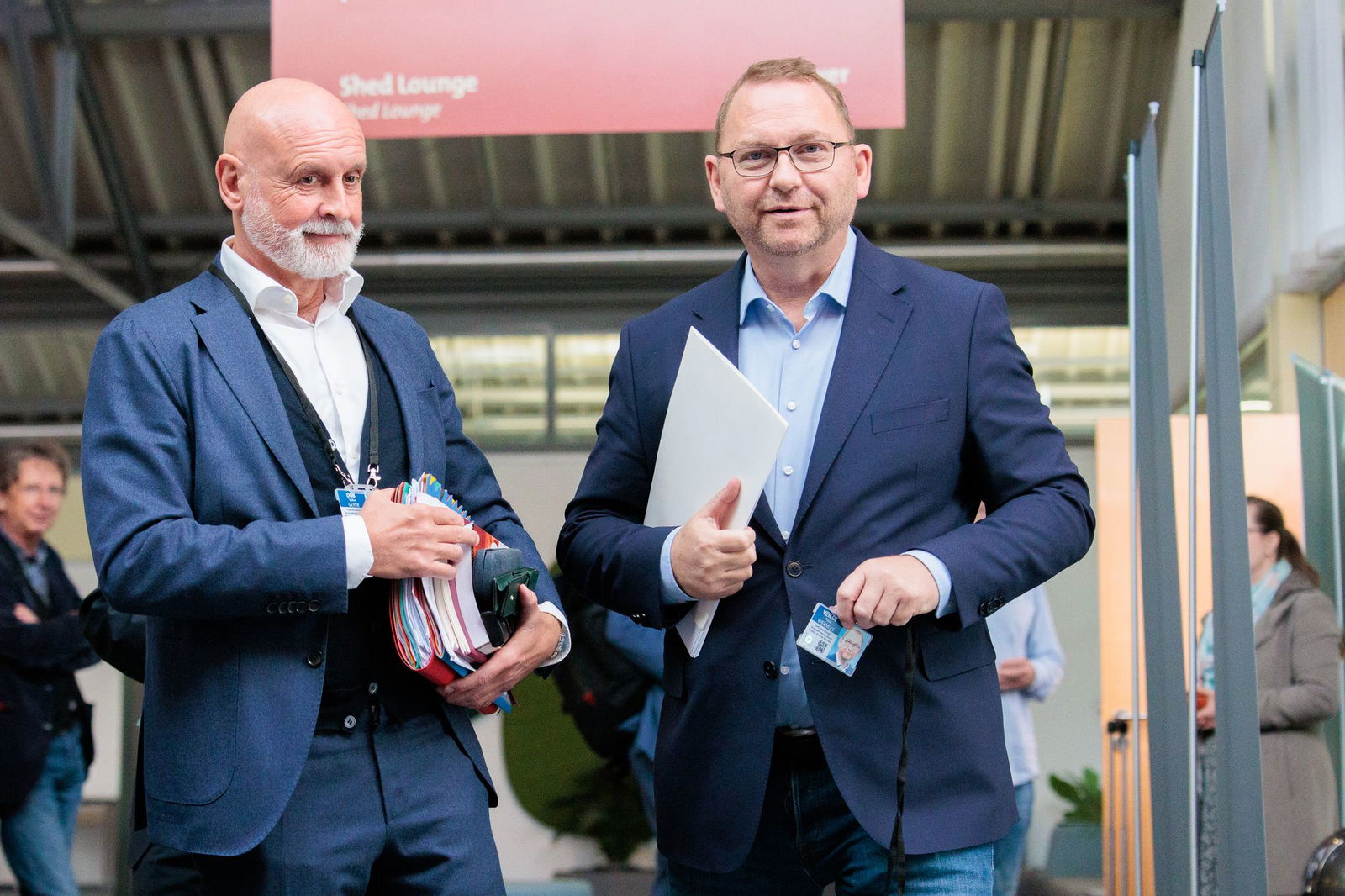 Die Gewerkschafter Volker Geyer und Frank Werneke verhandeln für die Arbeitnehmerseite.