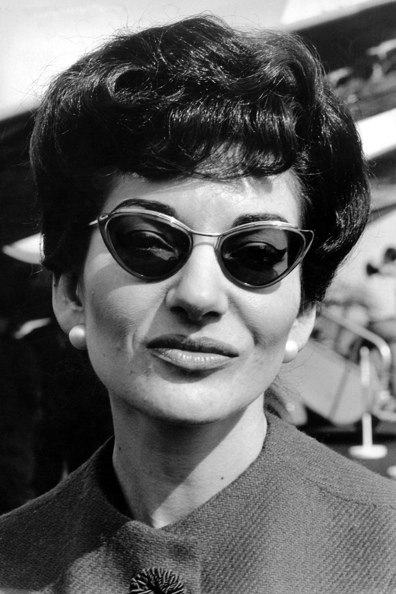 Operndiva Maria Callas (eigentlich Maria Calogeropoulos) wohnte Mitte der 70er-Jahre in demselben Pariser Haus wie Catherine Deneuve.