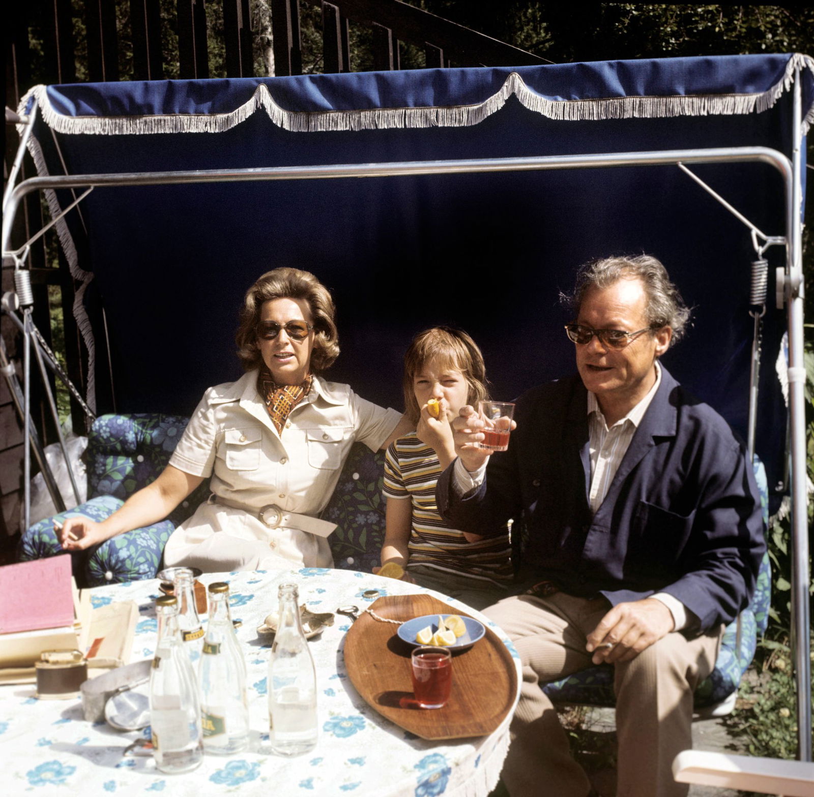 Kanzler mit Familie: Bundeskanzler Willy Brandt mit Ehefrau Rut und Sohn Matthias im Sommerurlaub (Archivbild).