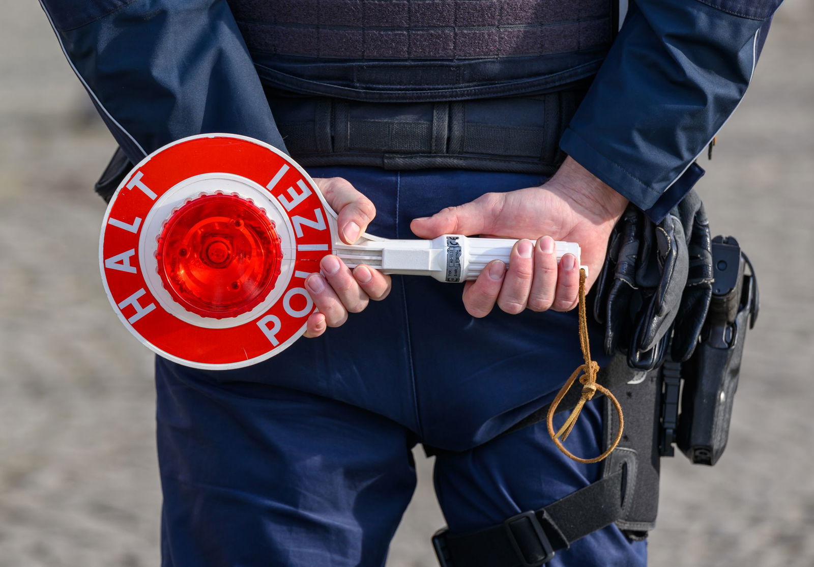 Die Zentrale Bußgeldstelle ist landesweit für die Verfolgung und Ahndung von Verkehrsordnungswidrigkeiten zuständig. (Symbolfoto)