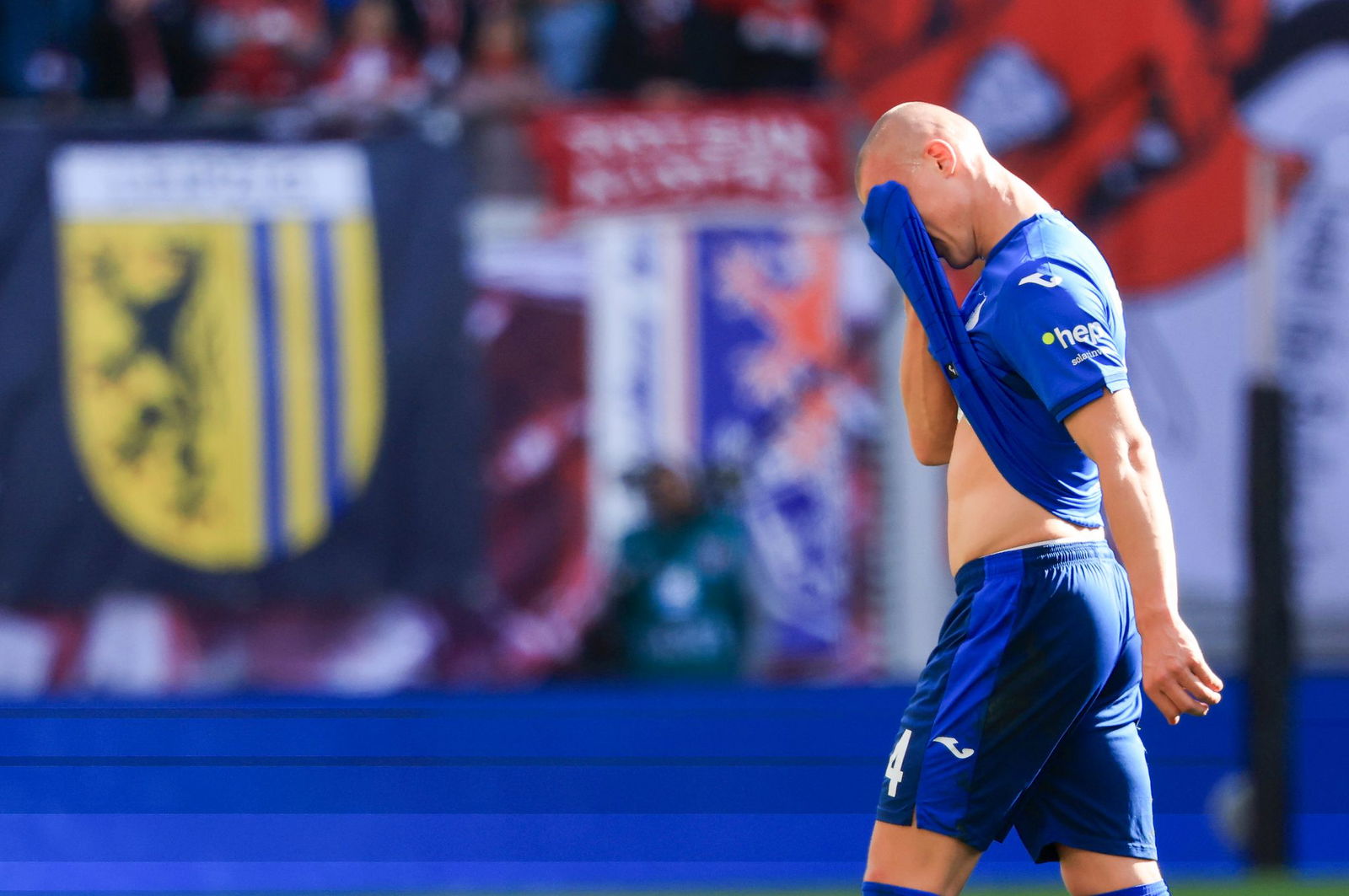 Leo Østigård vom Bundesligisten TSG 1899 Hoffenheim ist vom DFB-Sportgericht für zwei Spiele gesperrt worden.