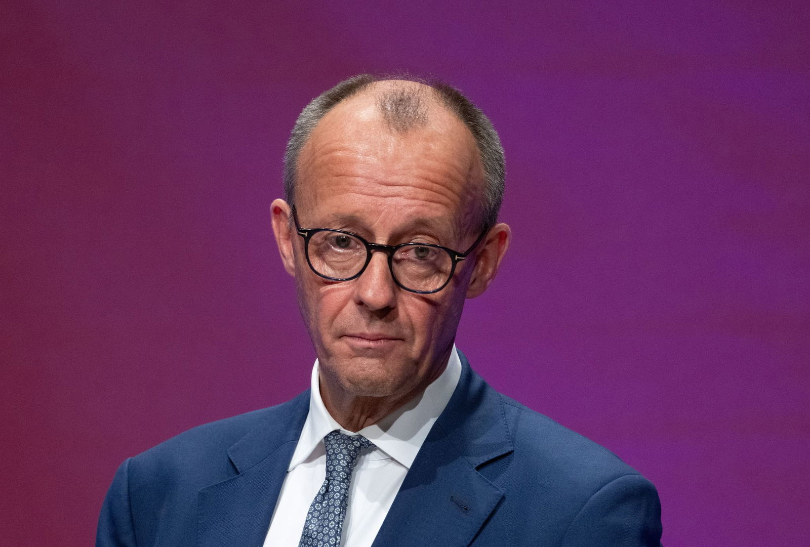 Der wahrscheinlich künftige Kanzler Friedrich Merz muss in der eigenen Partei auch Kritik einstecken. (Archivbild)