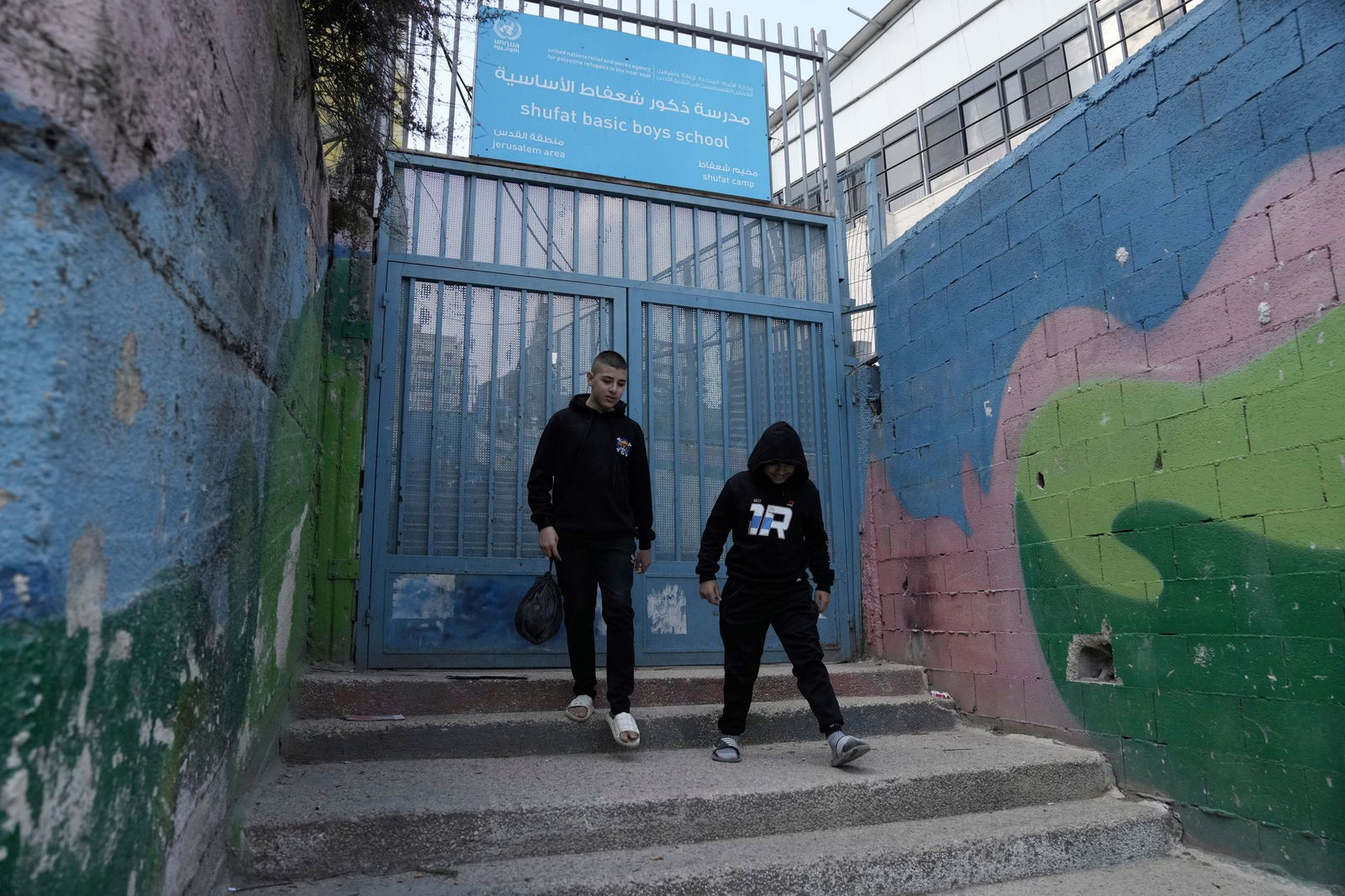 Fast 800 Jungen und Mädchen sind von den Schulschließungen betroffen. (Archivbild)