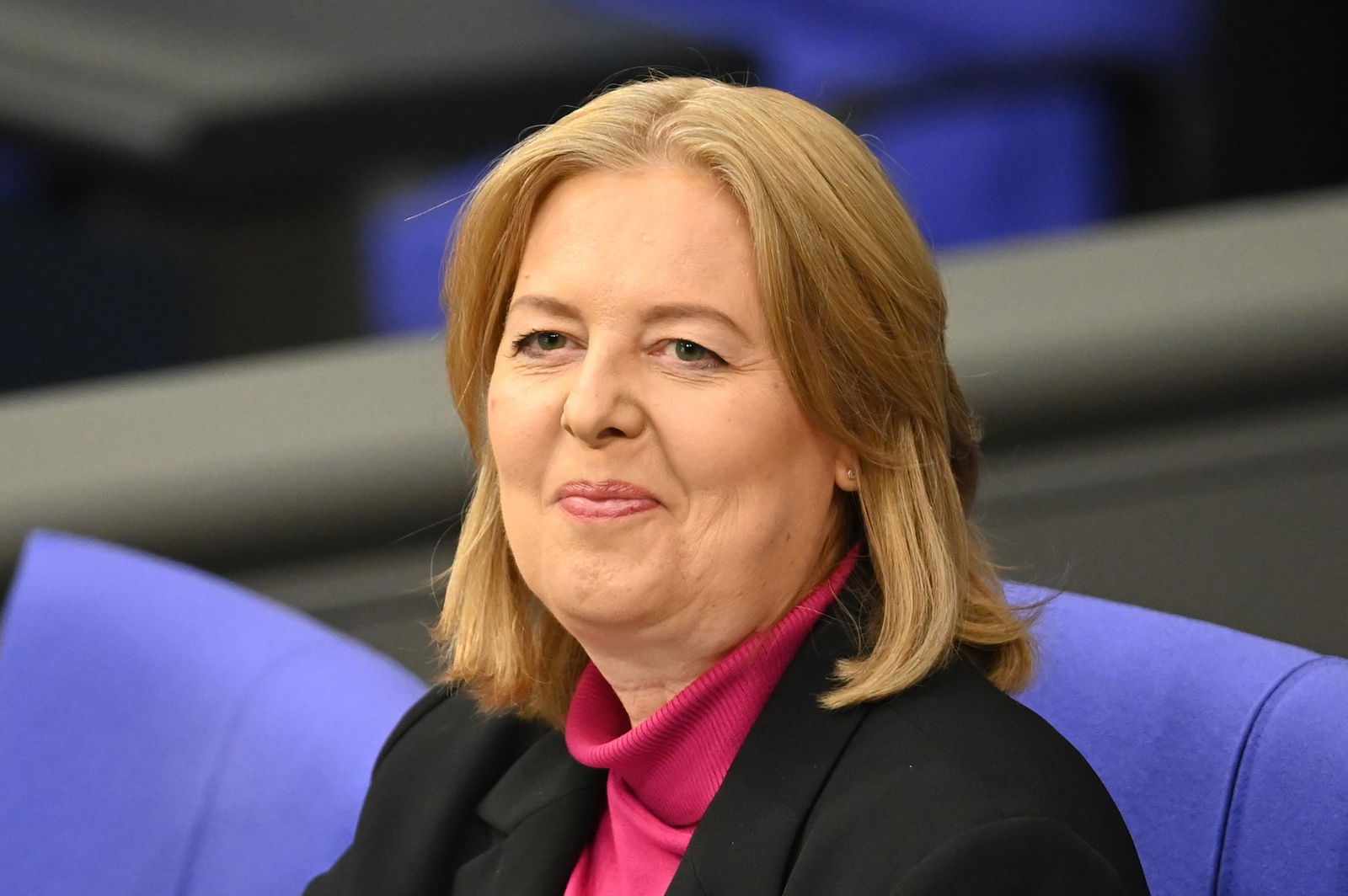 Der Beamtenbund ist strikt gegen die Forderung der neuen Ministerin. (Archivbild) 