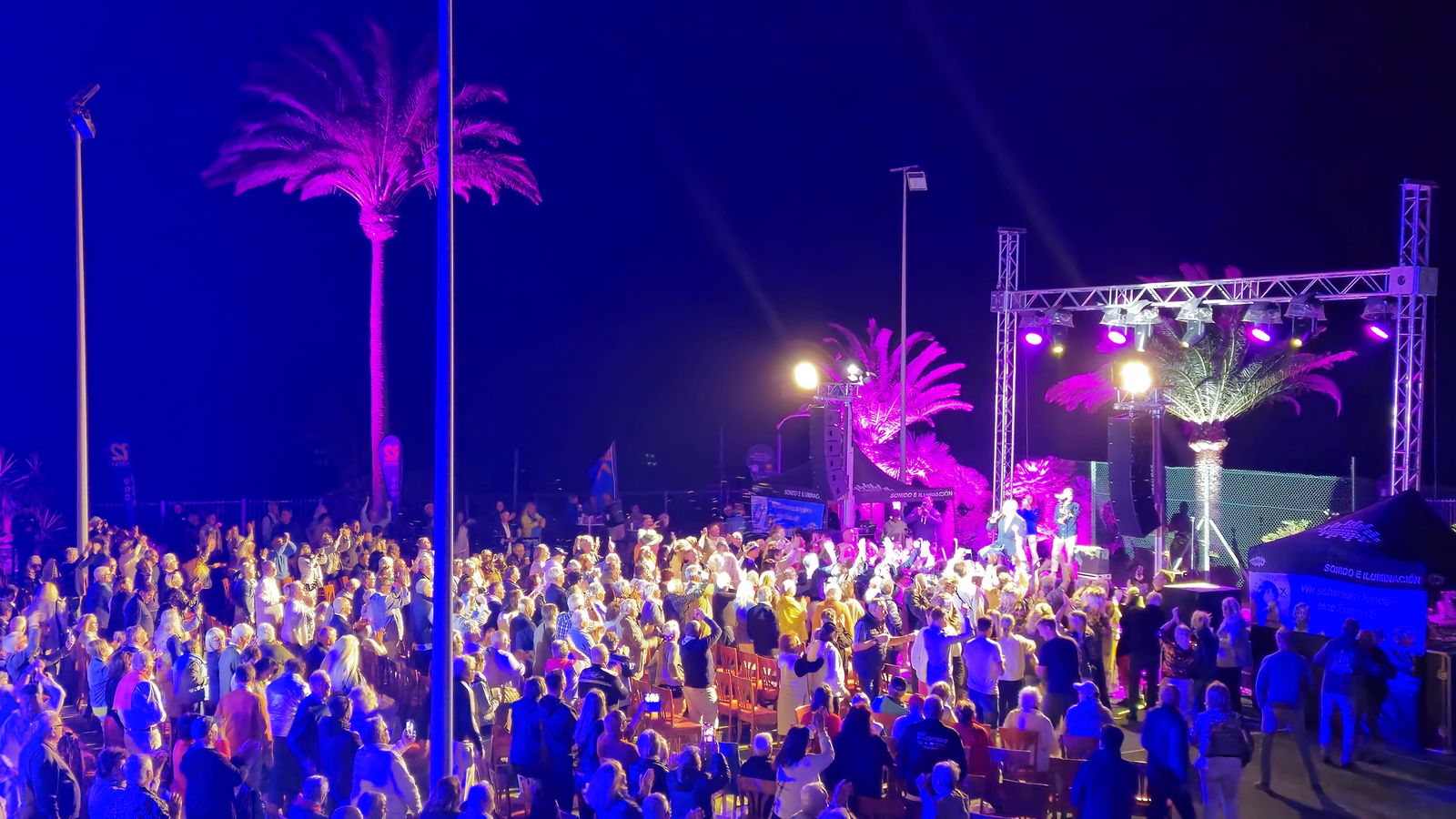 FLY & HELP Charity-Reise Konzert