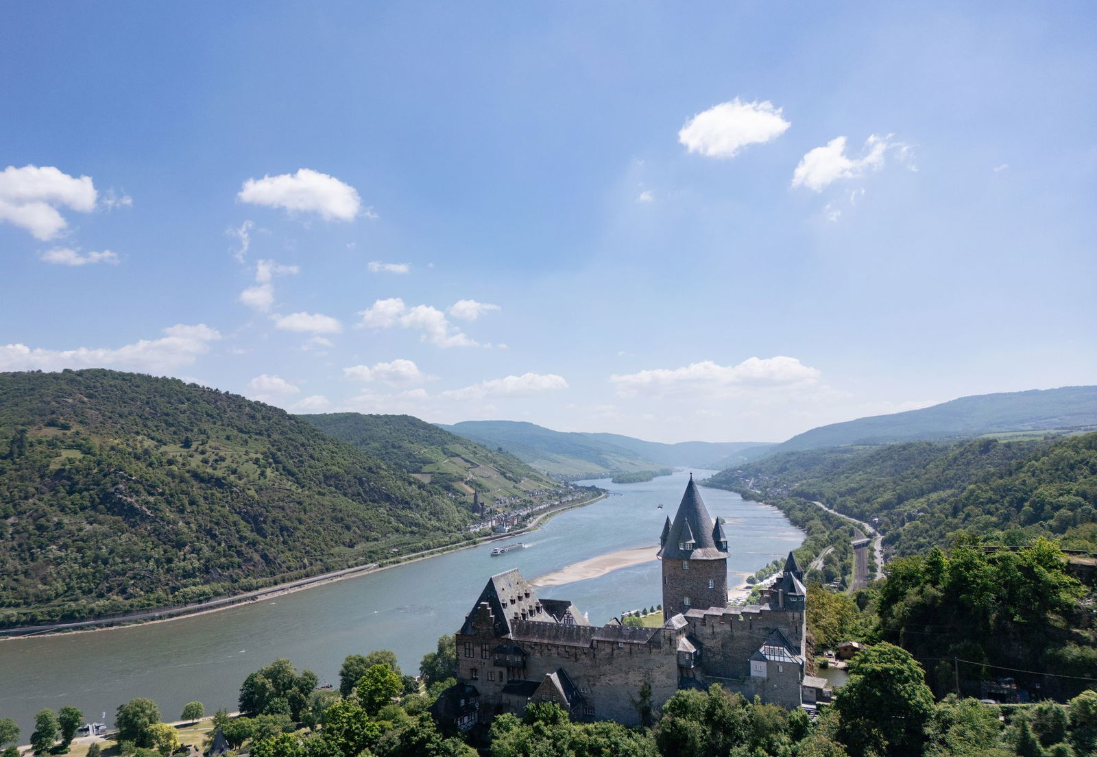 Am Dienstag wird es noch einmal sonnig, bevor sich das Wetter in den folgenden Tagen ändert. (Archivbild)