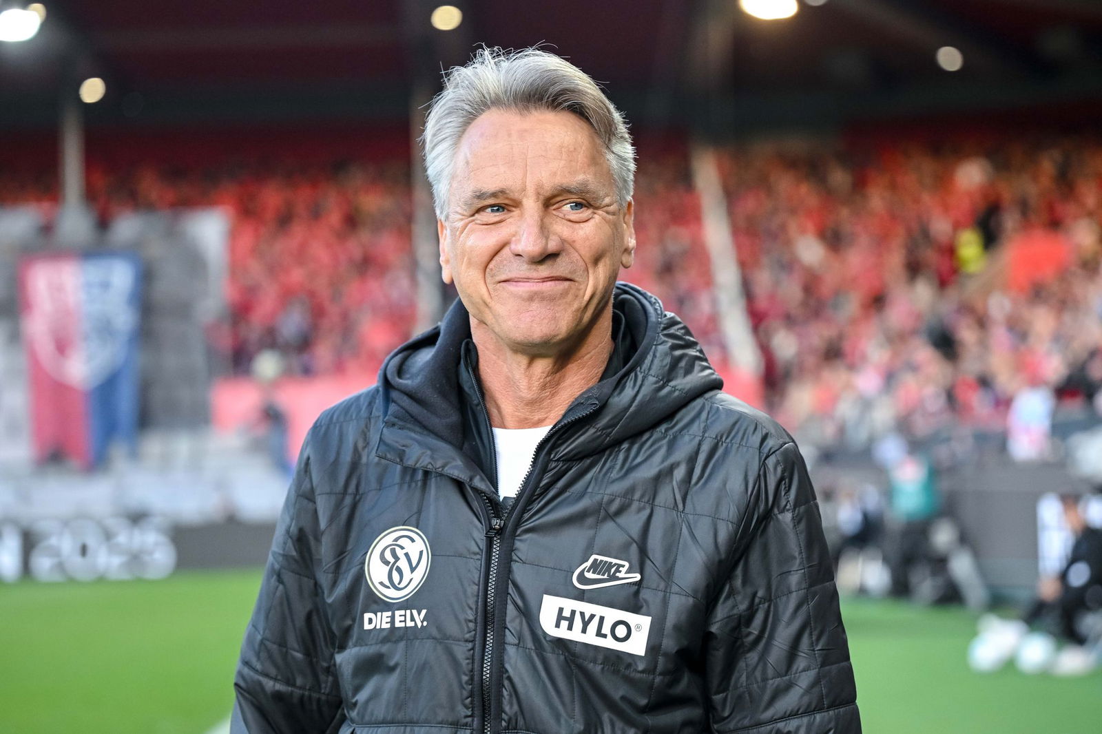 Trainer Horst Steffen - Wechselt er in die Fußball-Bundesliga?
