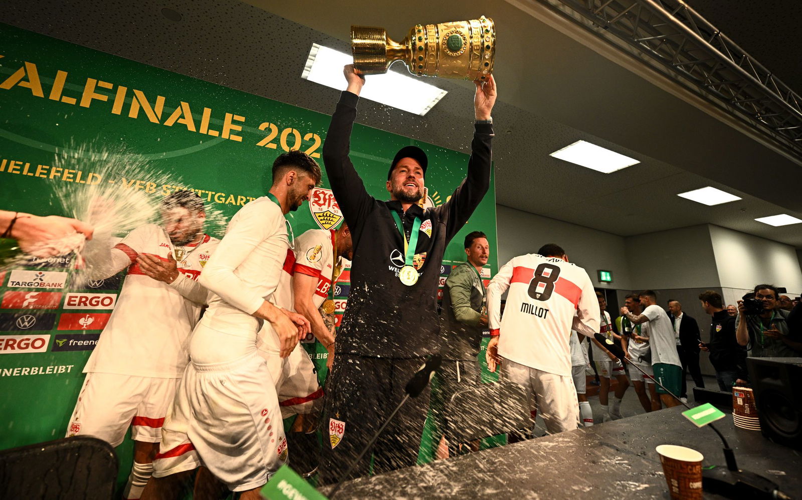 Die Pressekonferenz von Sebastian Hoeneß fand ein abruptes Ende.