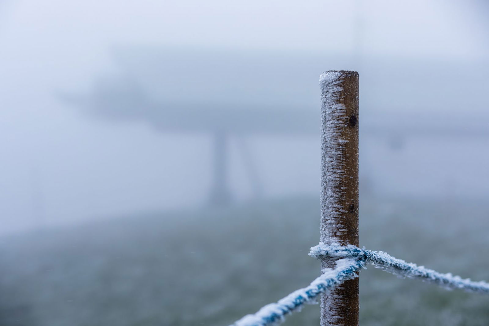 Frost aber kein Schnee lag am Dienstagmorgen auf dem Feldberg.
