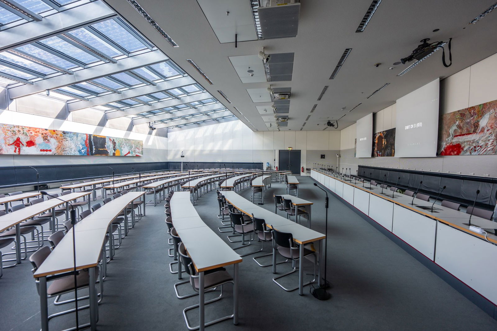 Das Streitobjekt: Sitzungssaal «3 S 001» im Reichstagsgebäude. Die SPD-Fraktion hat ihm den Namen «Otto-Wels-Saal» gegeben. 