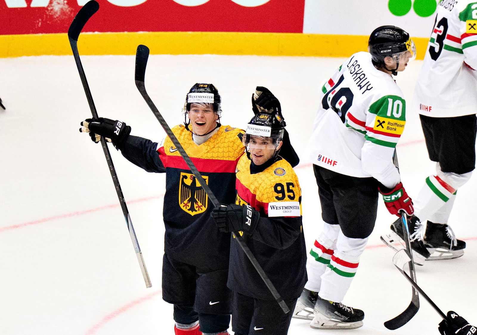 Die Eishockey-Nationalmannschaft startete erfolgreich in die WM.