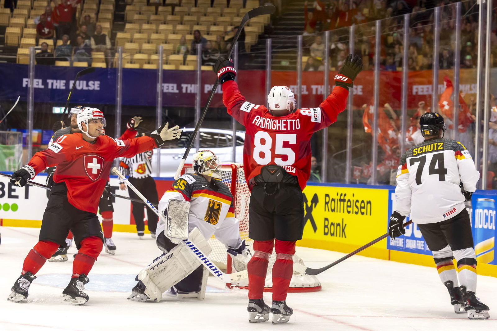 Die deutsche Abwehr war nicht nur gegen den Schweizer Sven Andrighetto überfordert.