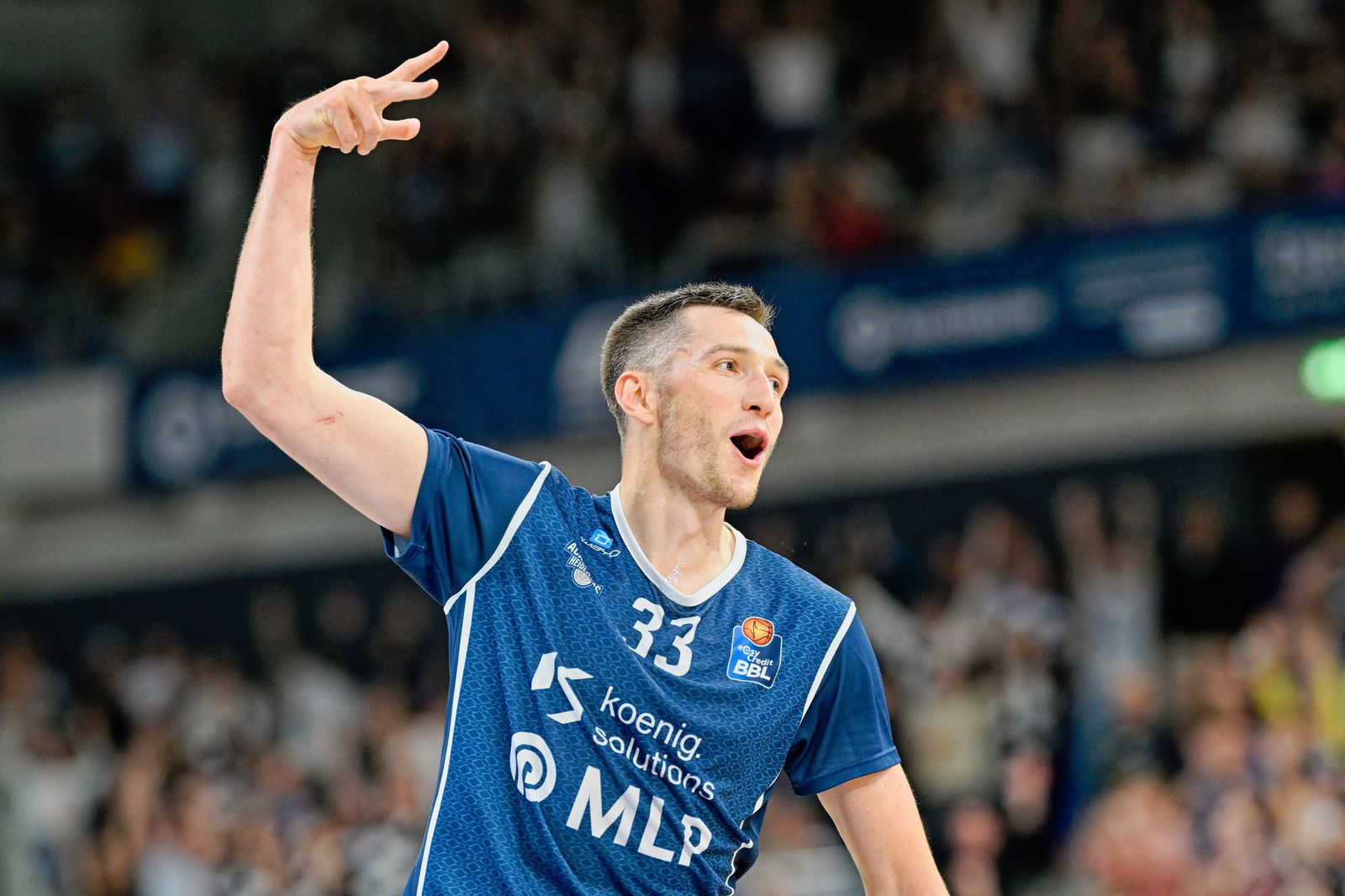 Jubel in Heidelberg. Die Basketballer stehen im Halbfinale um die deutsche Meisterschaft. 
