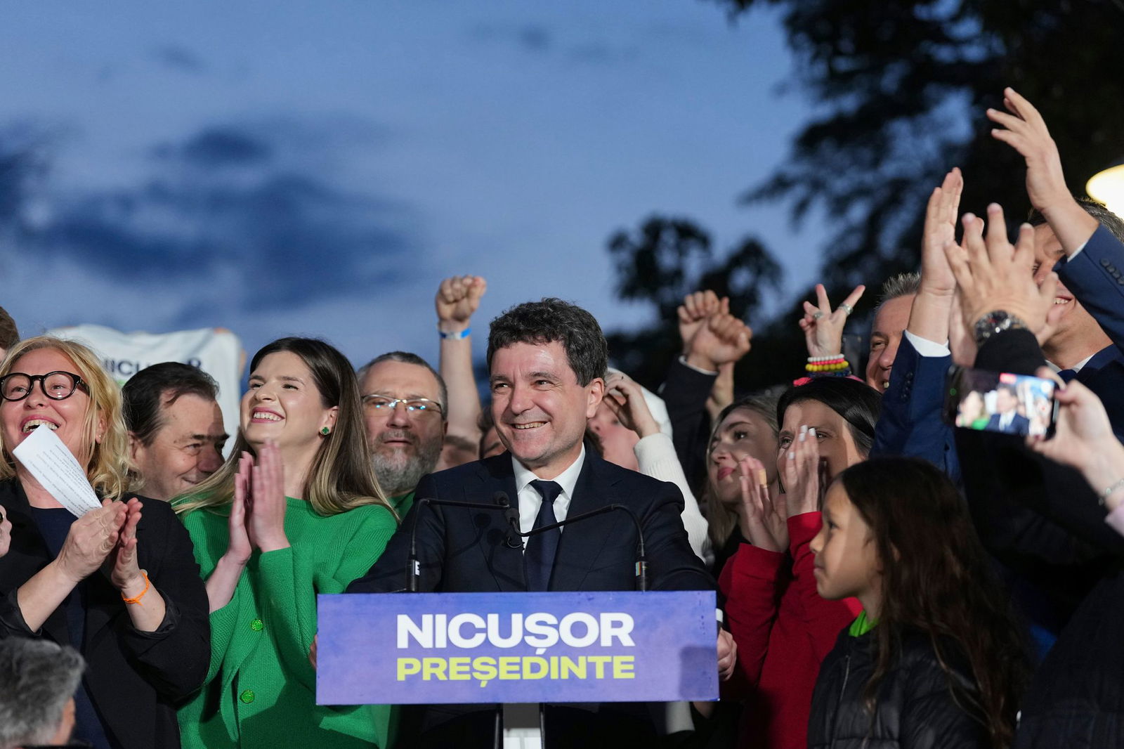 Der Proeuropäer Nicusor Dan hat die Präsidentenwahl in Rumänien gewonnen.