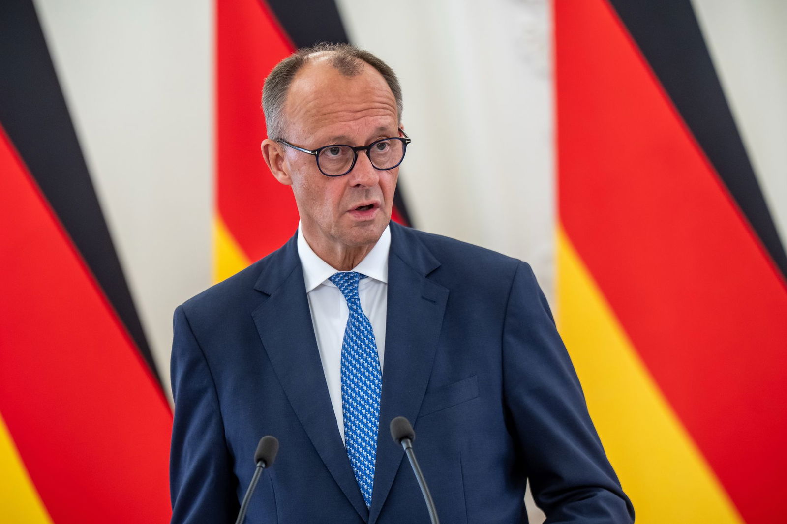 Kanzler Merz telefonierte erstmals seit seinem Amtsantritt mit dem chinesischen Präsidenten Xi.