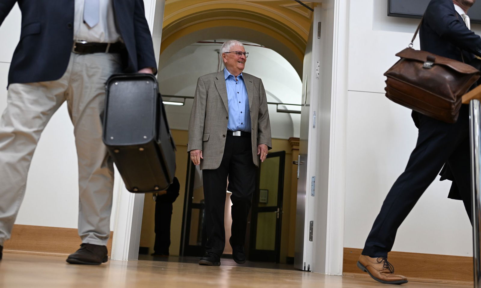 Das Verfahren gegen den früheren DFB-Chef Theo Zwanziger ist eingestellt worden.