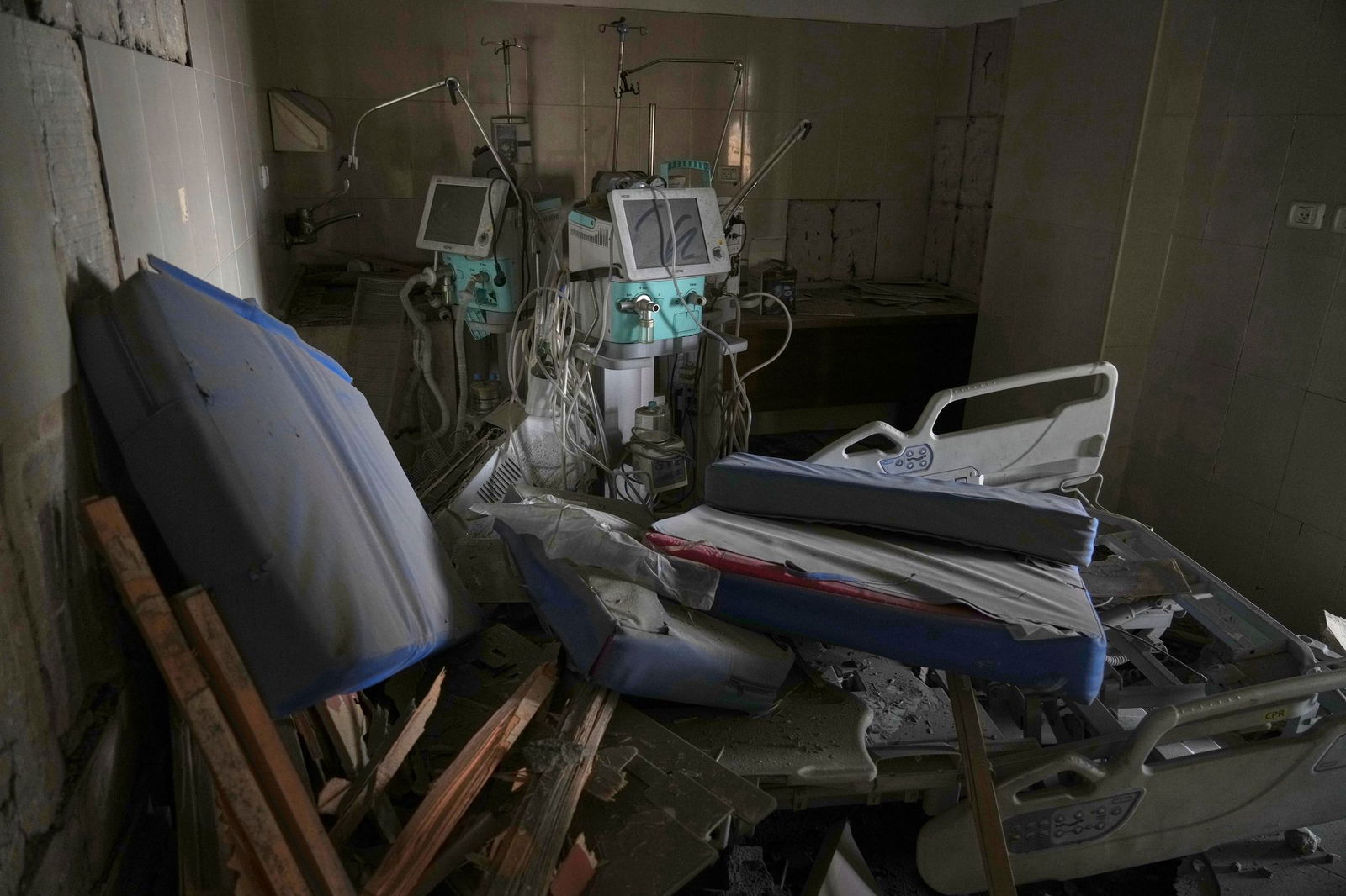 Schäden in Krankenhaus im Gazastreifen. 