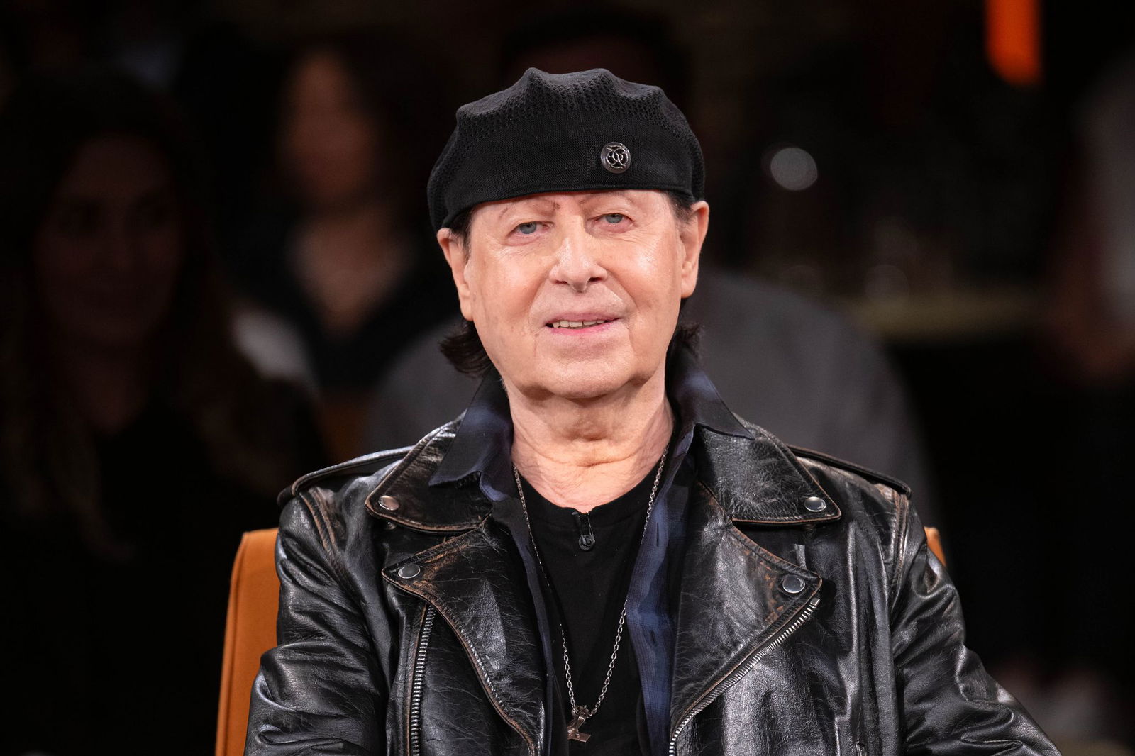 Scorpions-Sänger Klaus Meine plauderte in der Talkshow "3nach9" über Duschen und machte seiner Frau ein Liebesgeständnis.