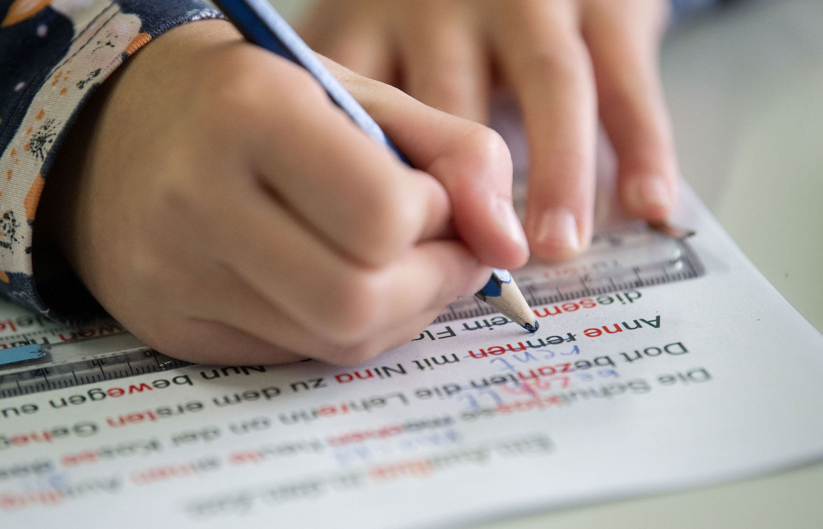«Bildung ist der Schlüssel zu sozialer Gerechtigkeit und persönlichem Erfolg», betont die Bildungsministerin. (Symbolbild)