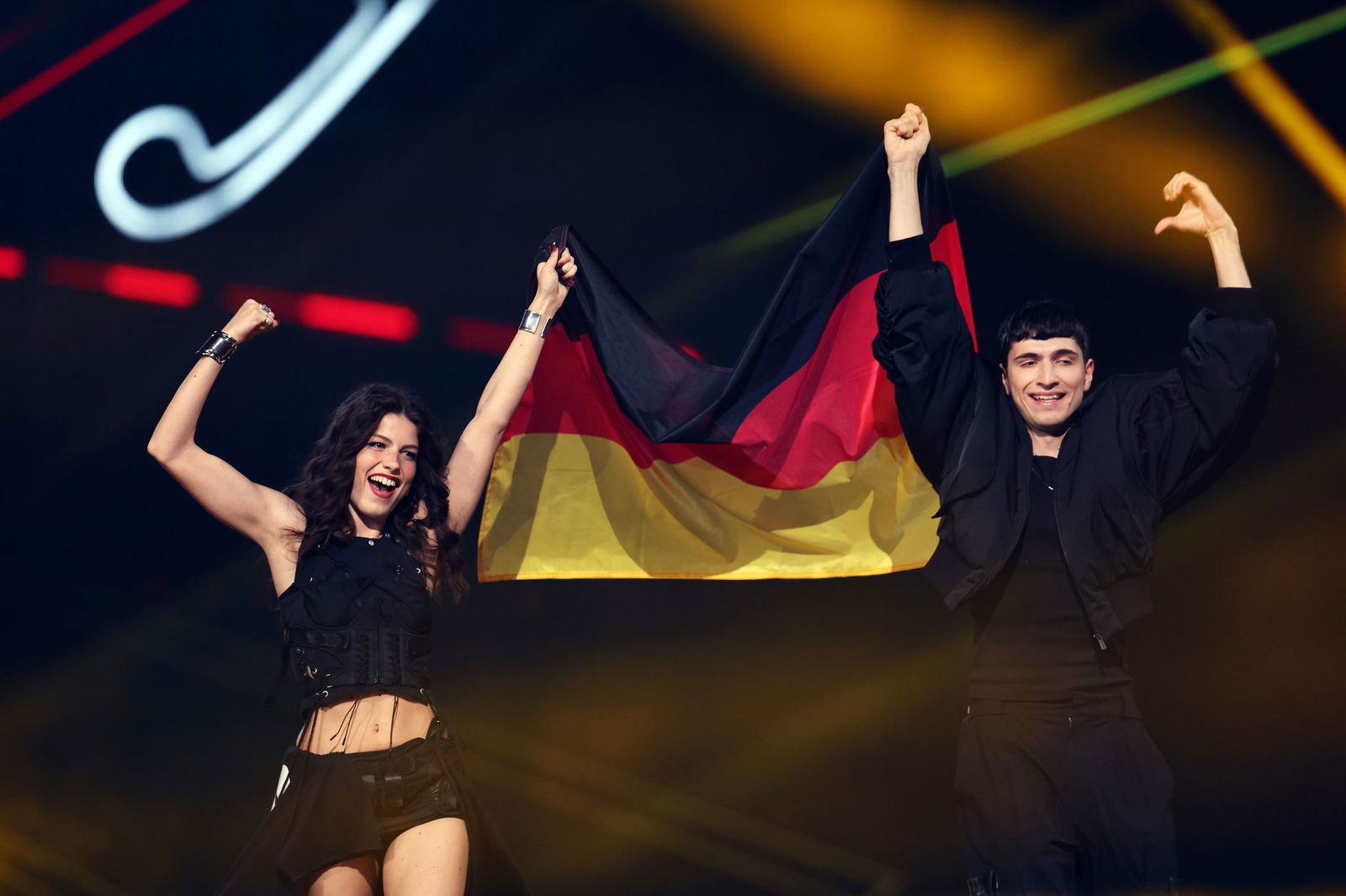 Das für Deutschland angetretene österreichische Geschwister-Duo Abor & Tynna klettert mit seinem Track «Baller» diese Woche bis auf Rang drei der Offiziellen Deutschen Single-Charts, ermittelt von GfK Entertainment. (Archivbild)