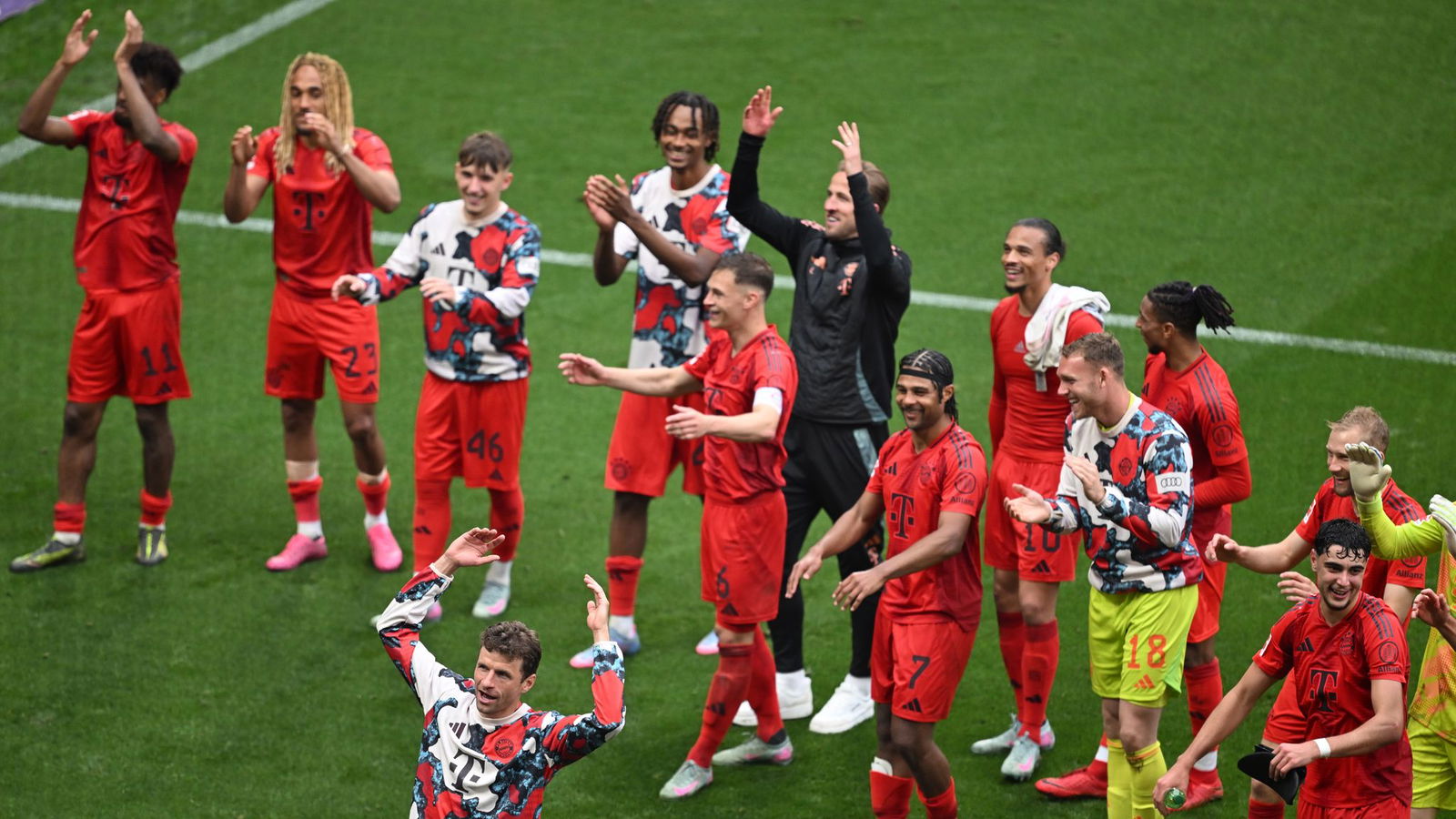Die Bayern feierten mit angezogener Handbremse in Leipzig.