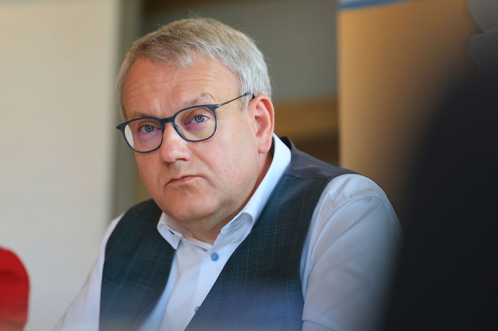 Die Bereitschaft, Geflüchtete aufzunehmen und als Teil der deutschen Gesellschaft zu akzeptieren, sinkt, mahnt, Landrat Götz Ulrich. (Archivbild)