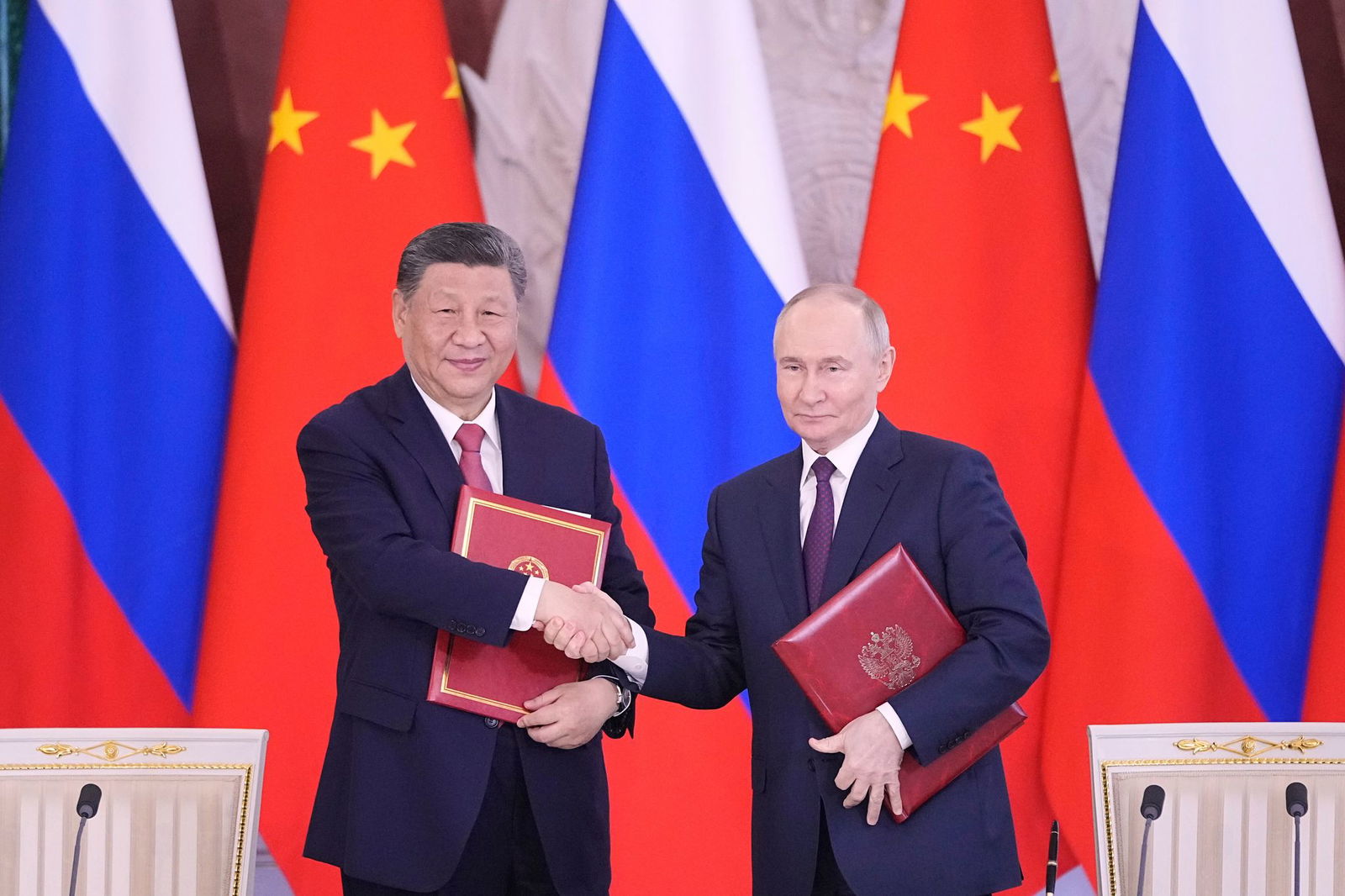 Putin und Xi bekräftigen Partnerschaft.