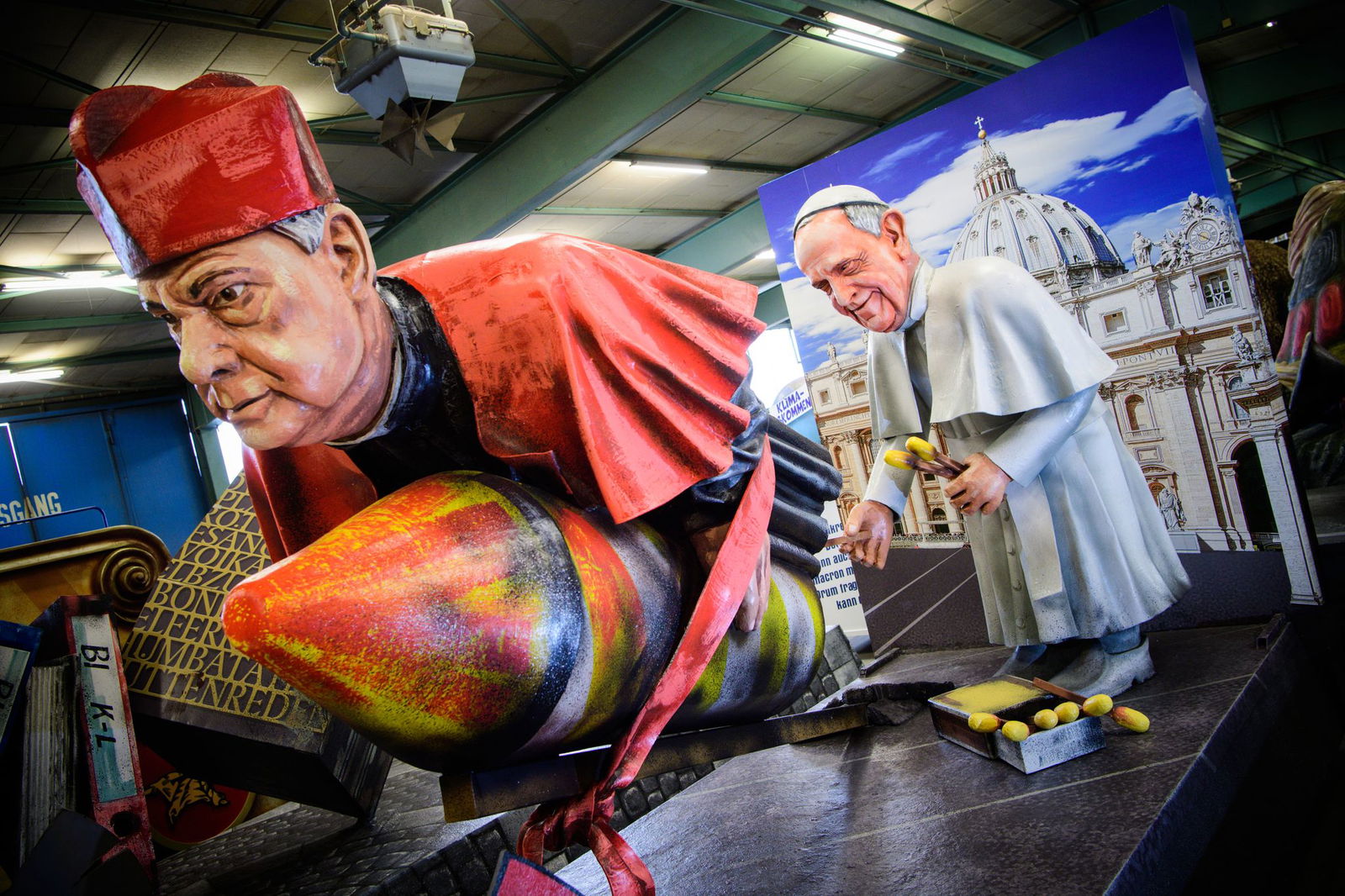 Wenn er nicht persönlich nach Mainz kommt, wenigstens als Figur. (Archivbild)