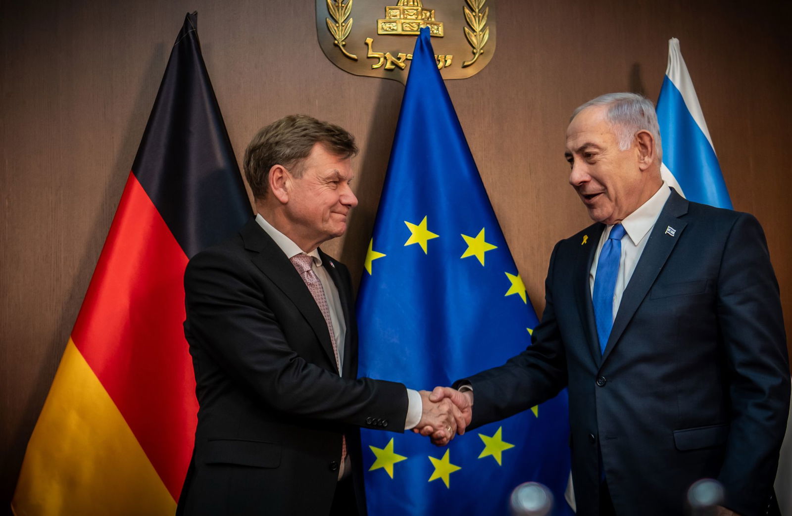 Der neue Außenminister Johann Wadephul (CDU) versichert beim Antrittsbesuch in Jerusalem: Israels Sicherheit bleibt deutsche Staatsraison. 