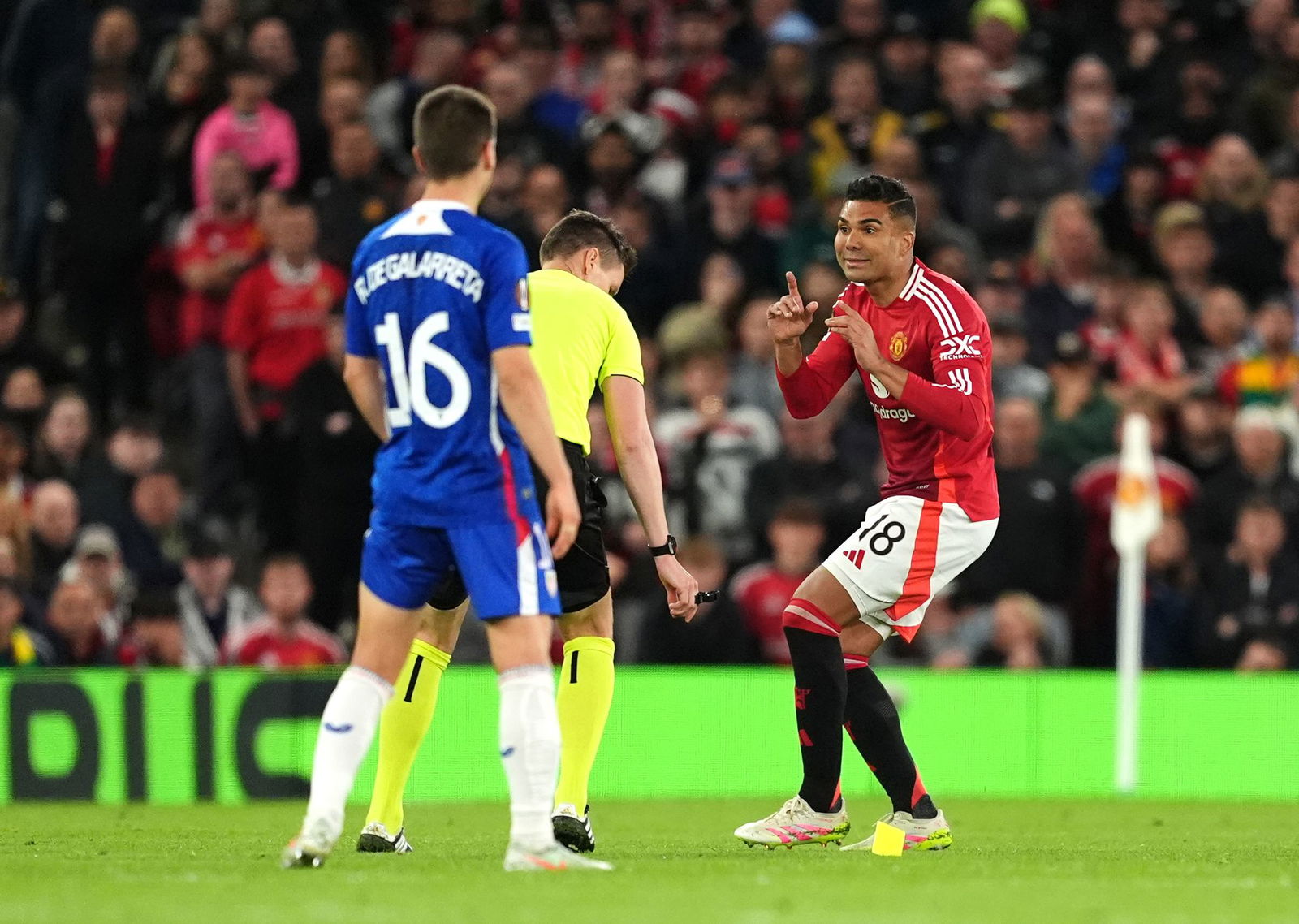 Casemiro (r) erzielte das 2:1 für Manchester United gegen Athletic Bilbao.