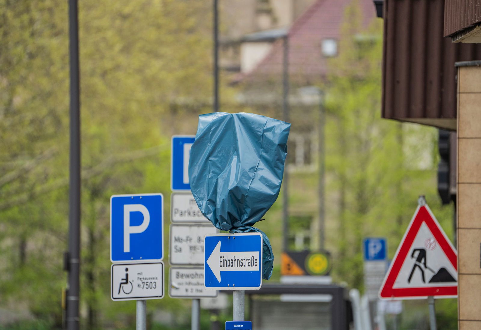 Tempo 30 in Mainz ist kürzlich ausgesetzt worden - soll aber jetzt zurückkehren. (Archivbild)
