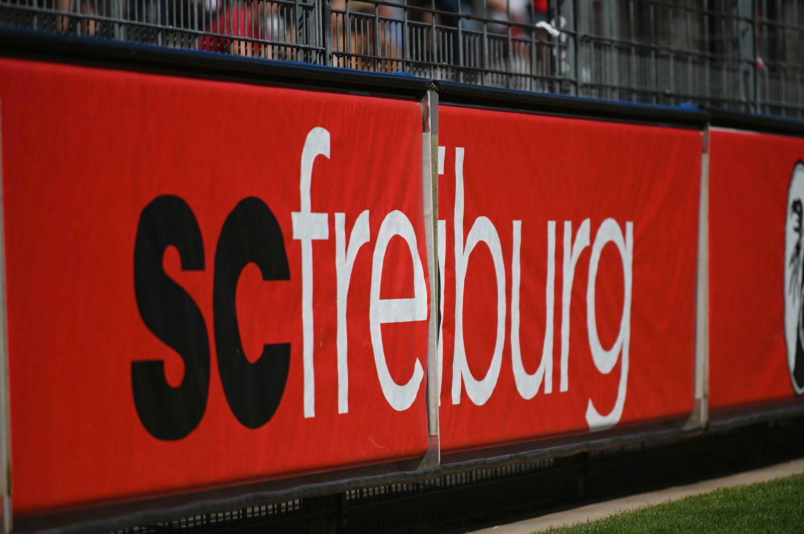 Die Fußballfrauen des SC Freiburg planen weiter mit der Mittelfeldspielerin Selina Vobian.