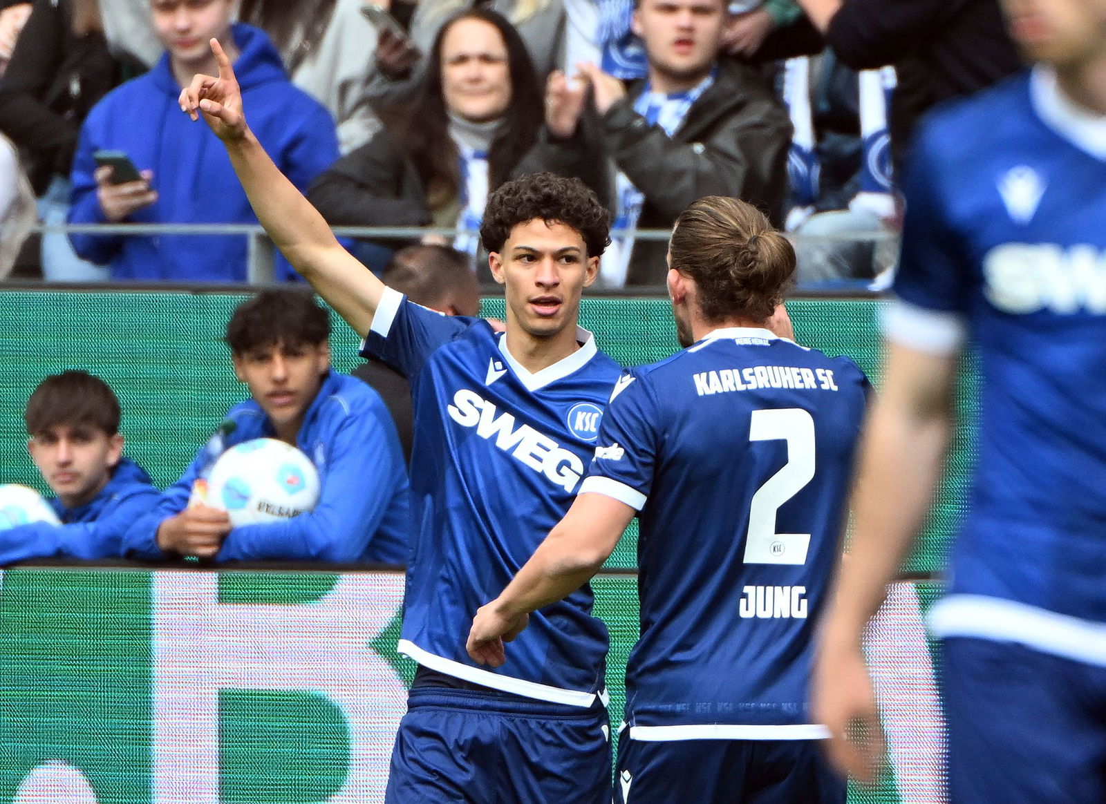 Louey Ben Farhat (l.) erzielte in der Rückrunde drei Tore für den KSC.