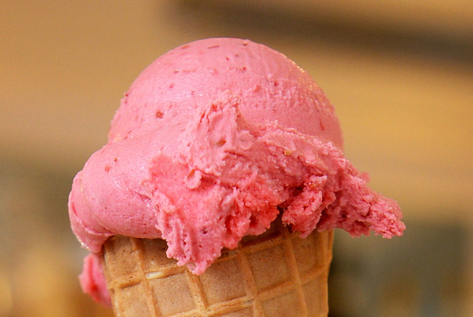 100 Kugeln Eis hat der Mann verschenkt. (Symbolbild)