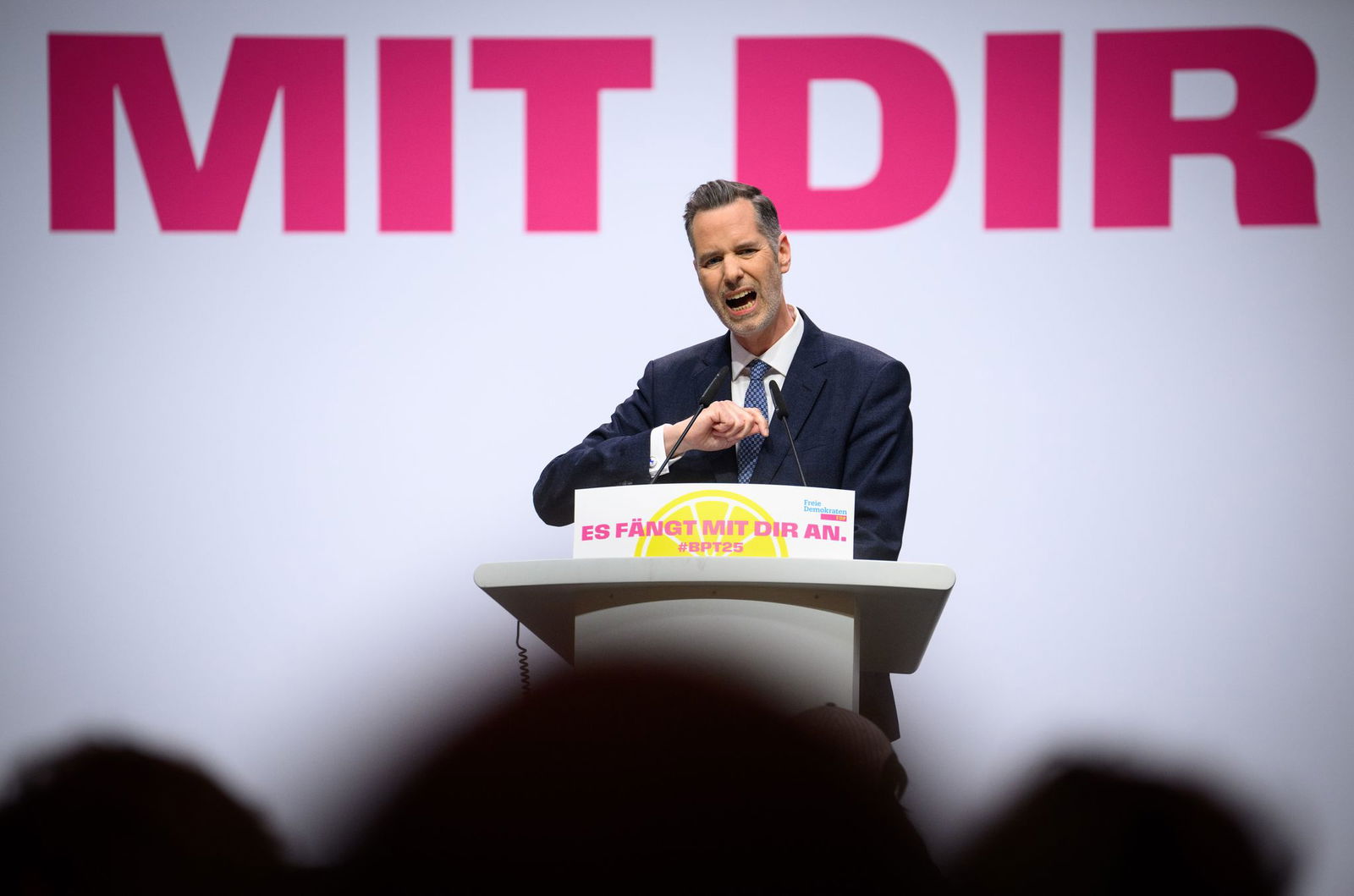 Gibt sich bei seiner Bewerbungsrede für den Parteivorsitz kämpferisch: Christian Dürr. 