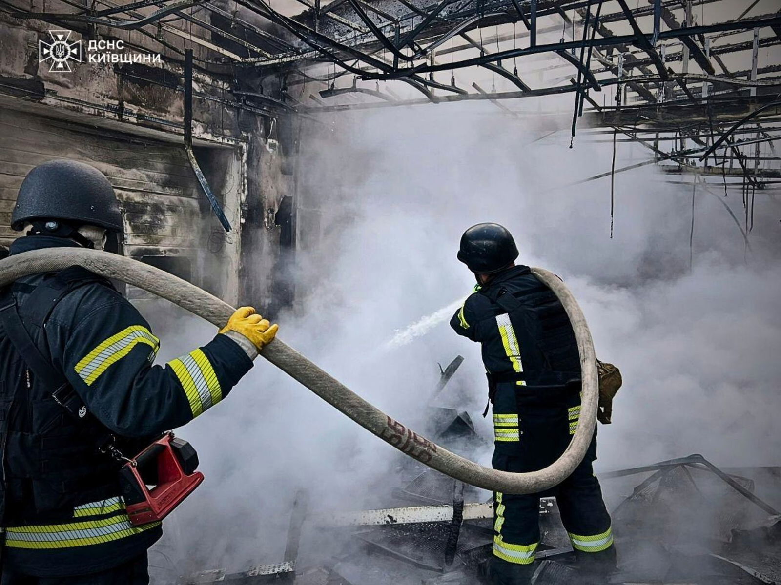 Die Ukraine erlebte in der Nacht zum Sonntag die bisher stärksten Drohnenangriffe seit Kriegsbeginn.
