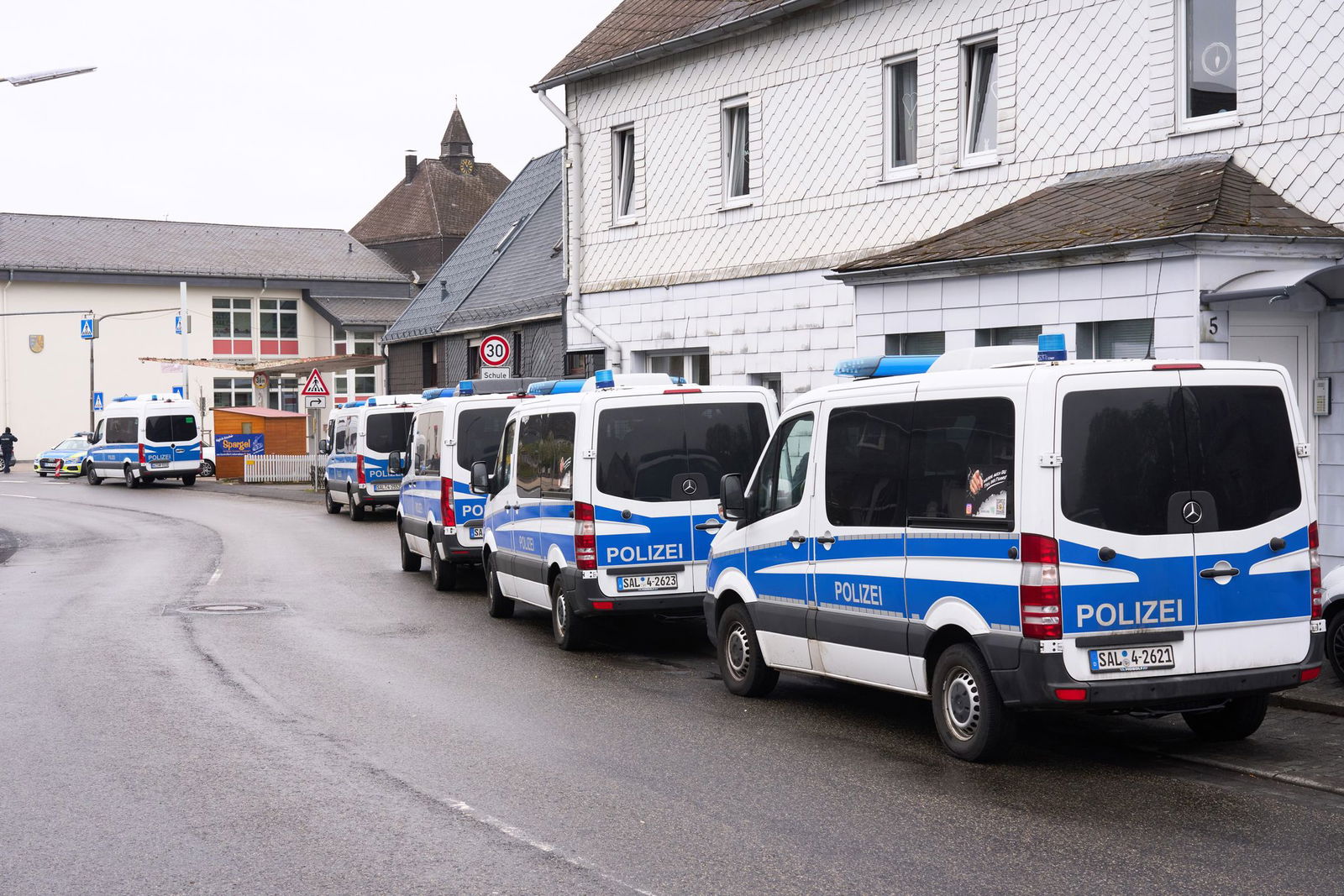 Auch modernste Technik kam bei der Suche nach dem Täter zum Einsatz. (Archivbild)