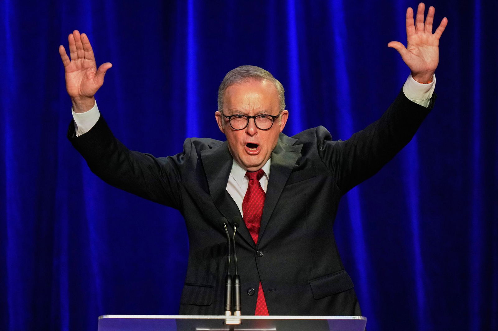 Zum ersten Mal seit 20 Jahren darf ein Premier in Australien eine zweite Amtszeit antreten.