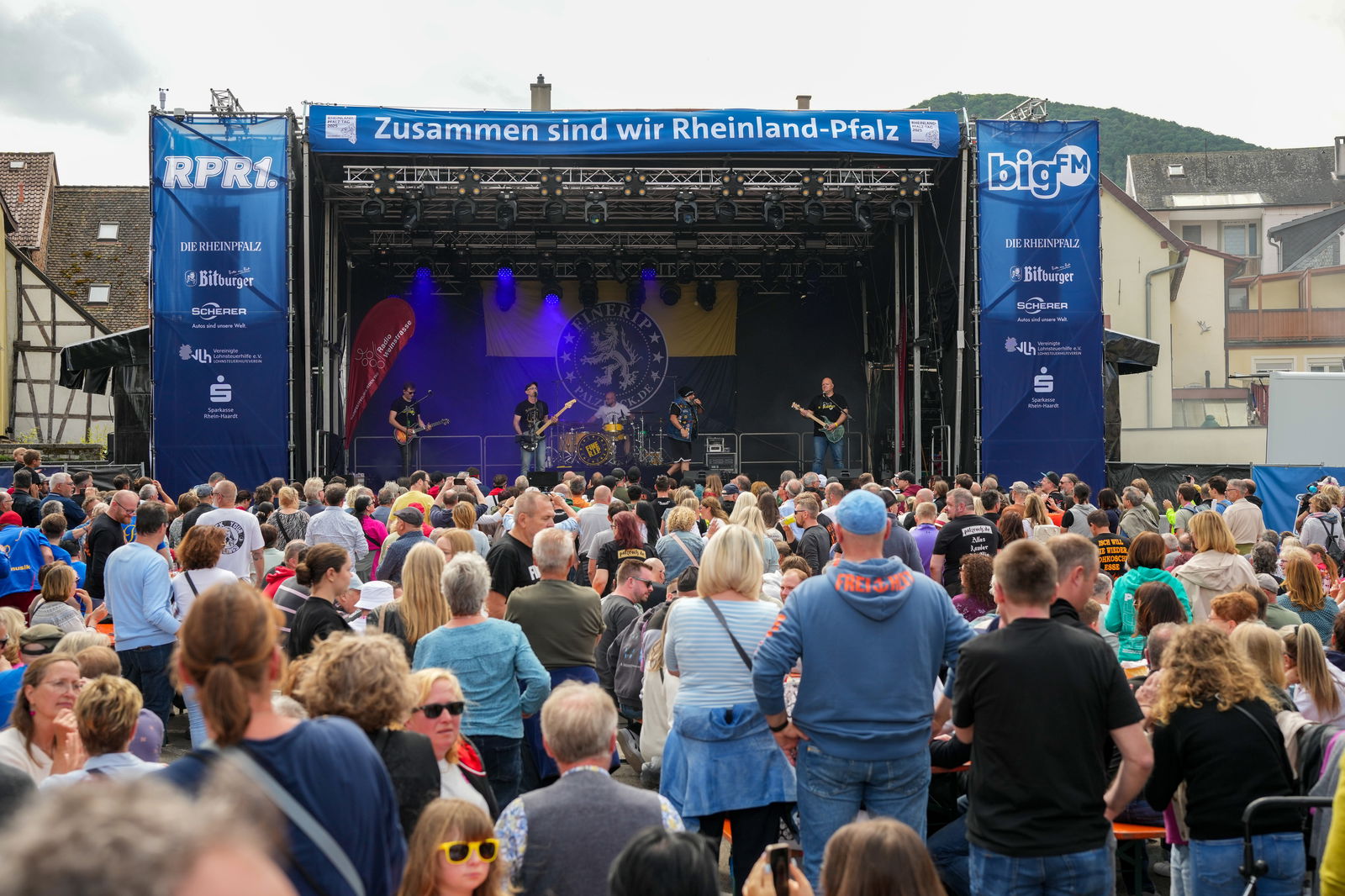 RLP-Tag mit Bühne und Publikum