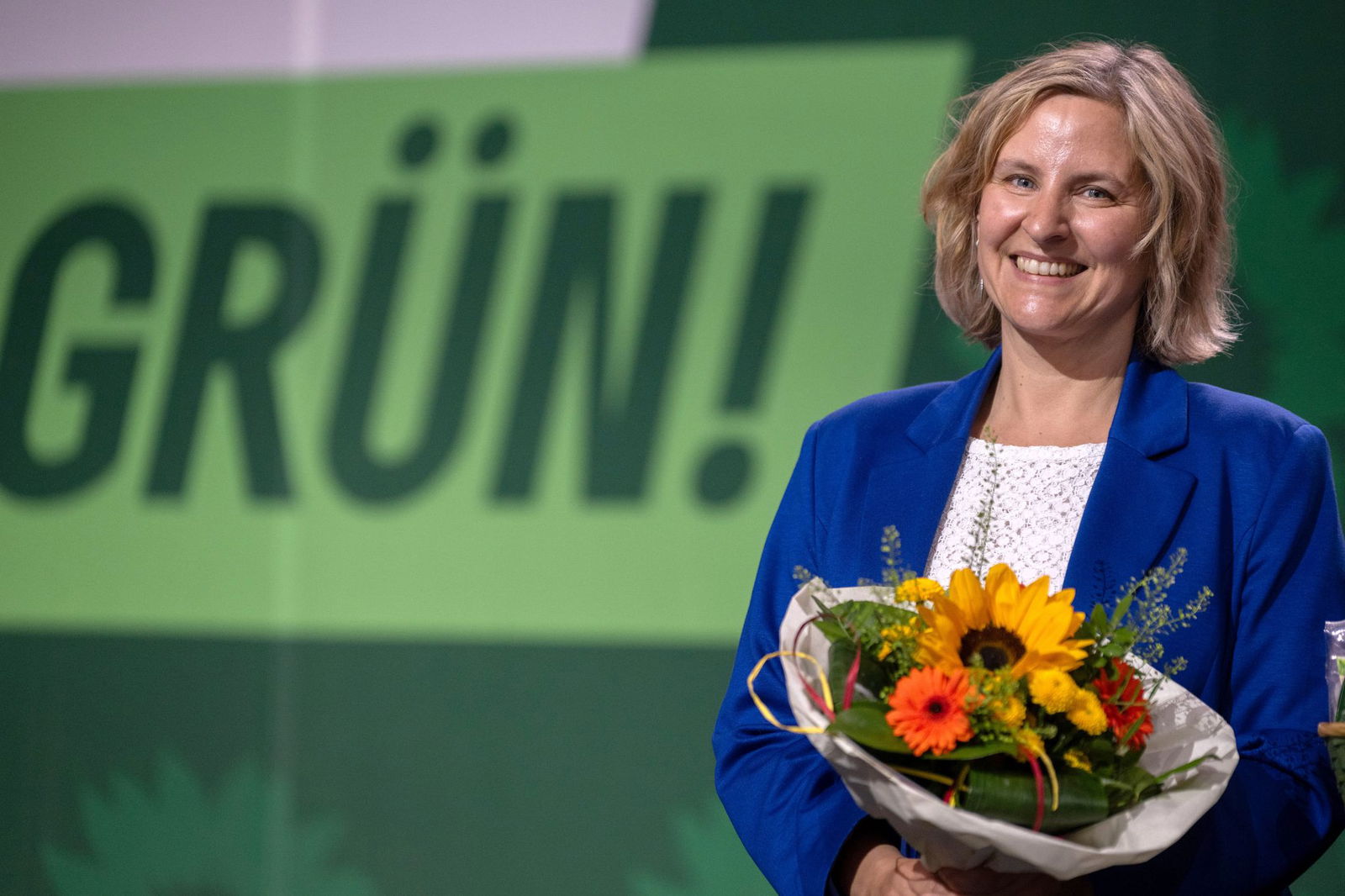 Katrin Eder wird mit einem starken Ergebnis zur Spitzenkandidatin gewählt. 